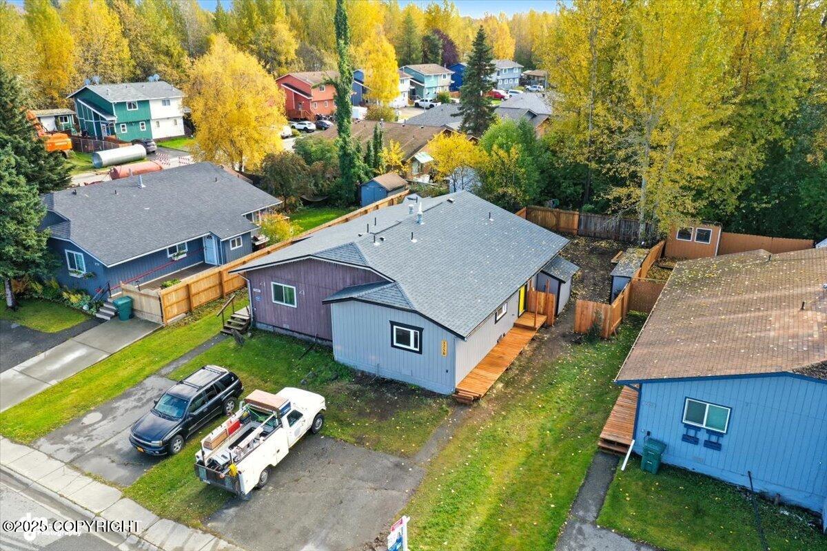 1250 Golden Berry Avenue