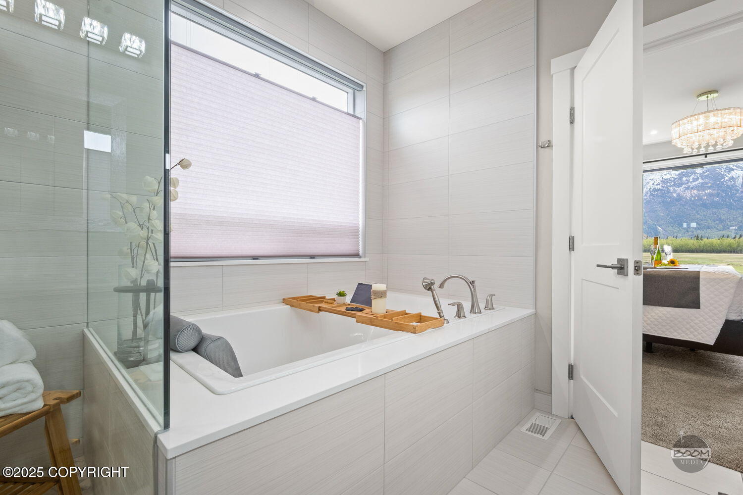 15148 E Washington Boulevard