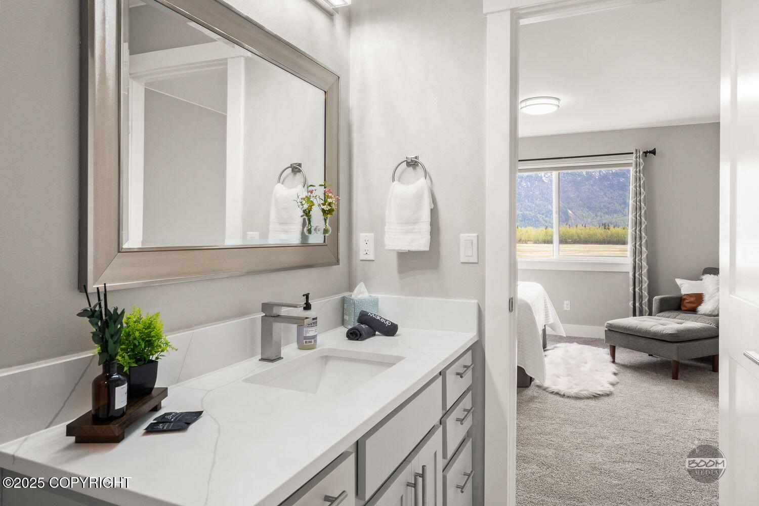 15148 E Washington Boulevard