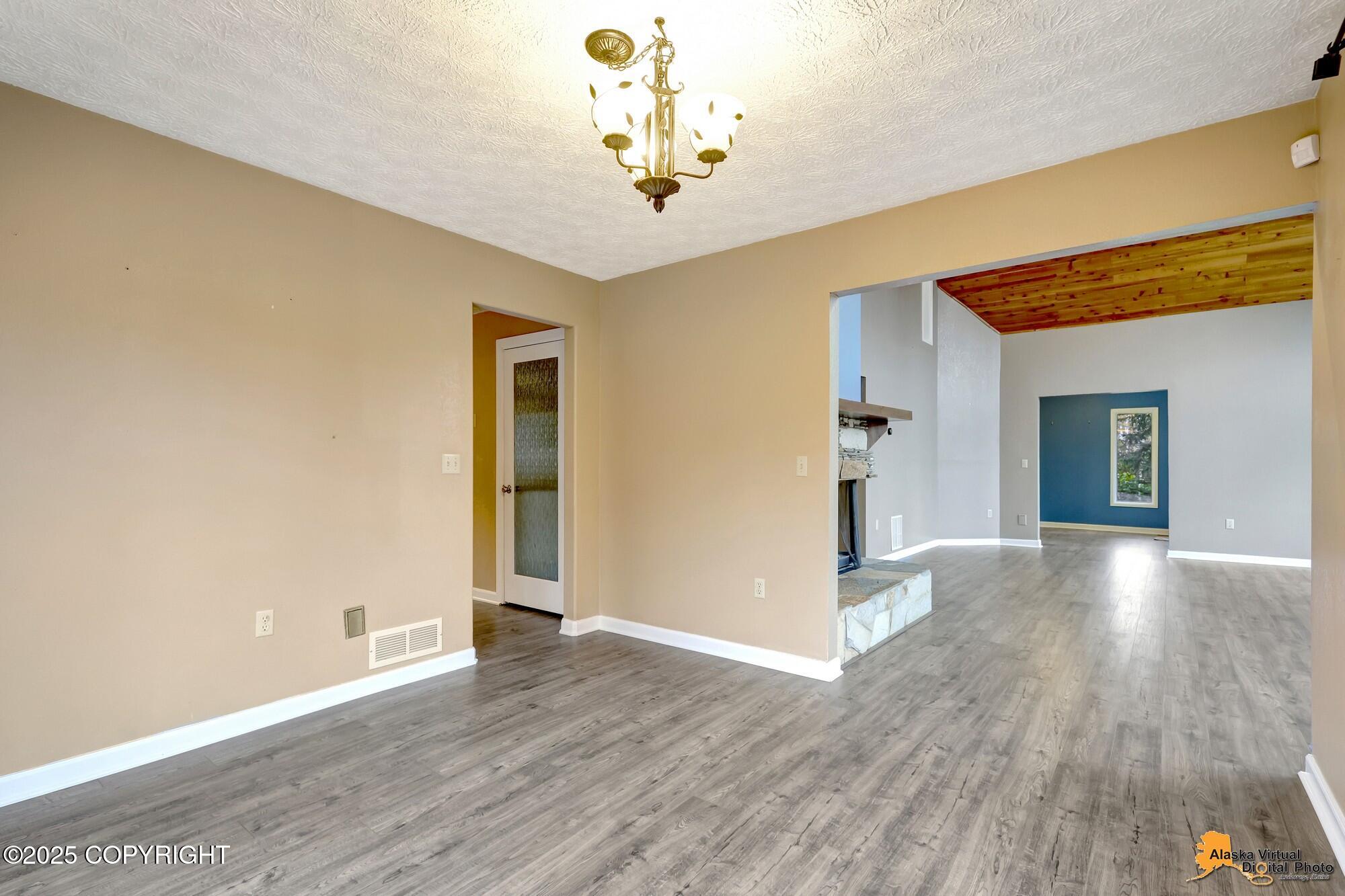 12531 Freitag Circle