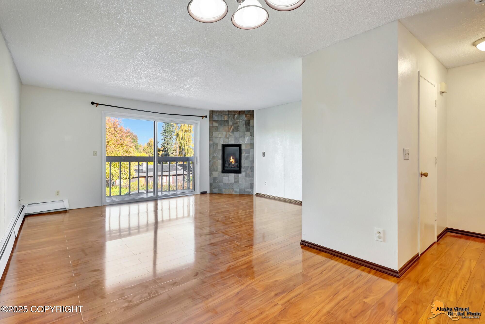 400 E 24th Avenue # 4