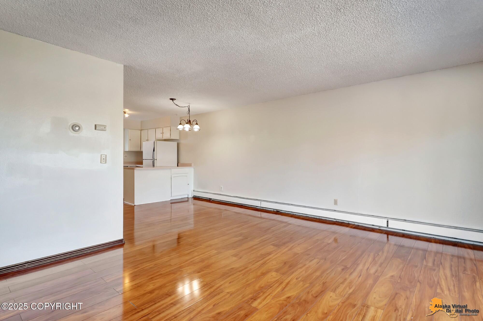 400 E 24th Avenue # 4