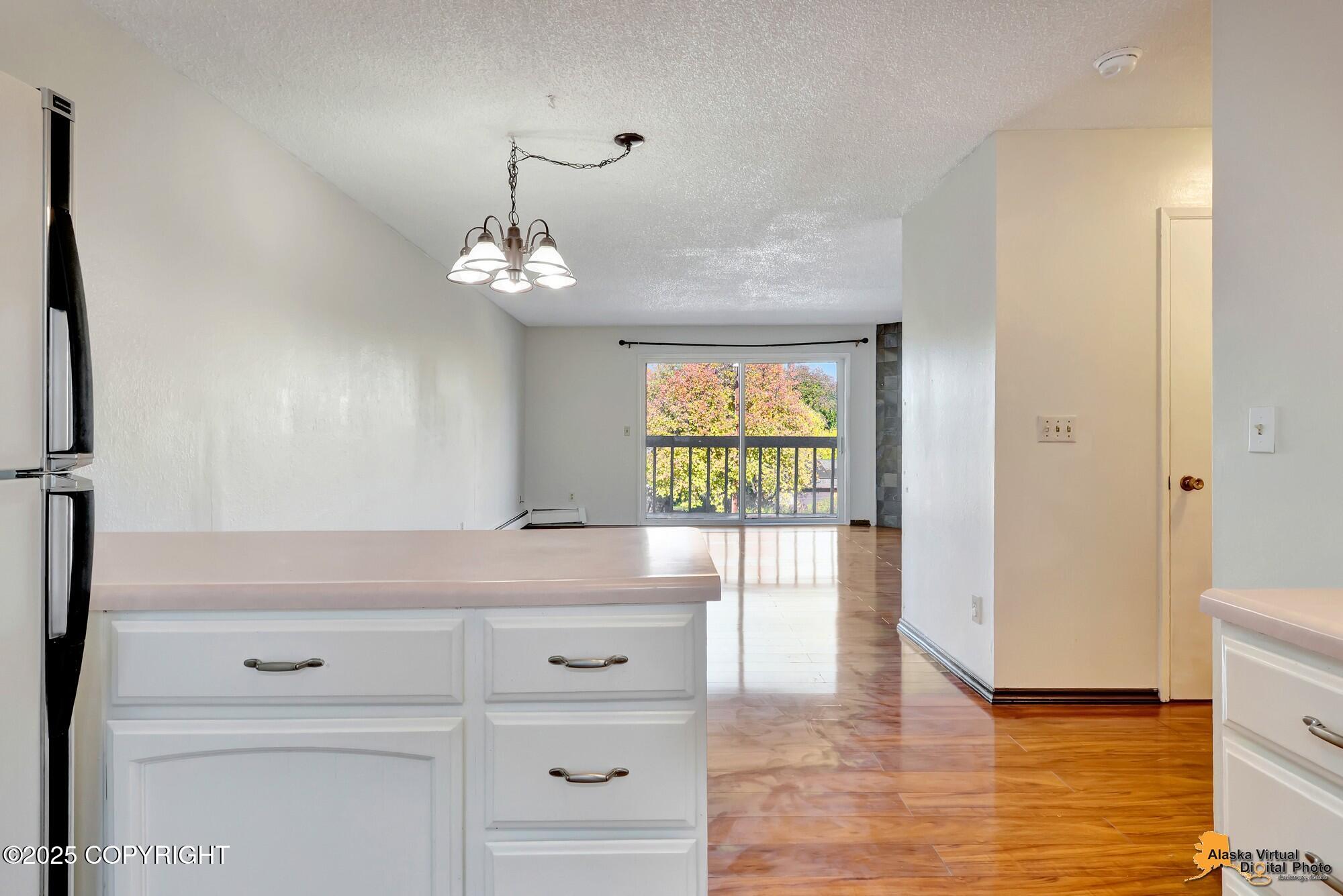 400 E 24th Avenue # 4