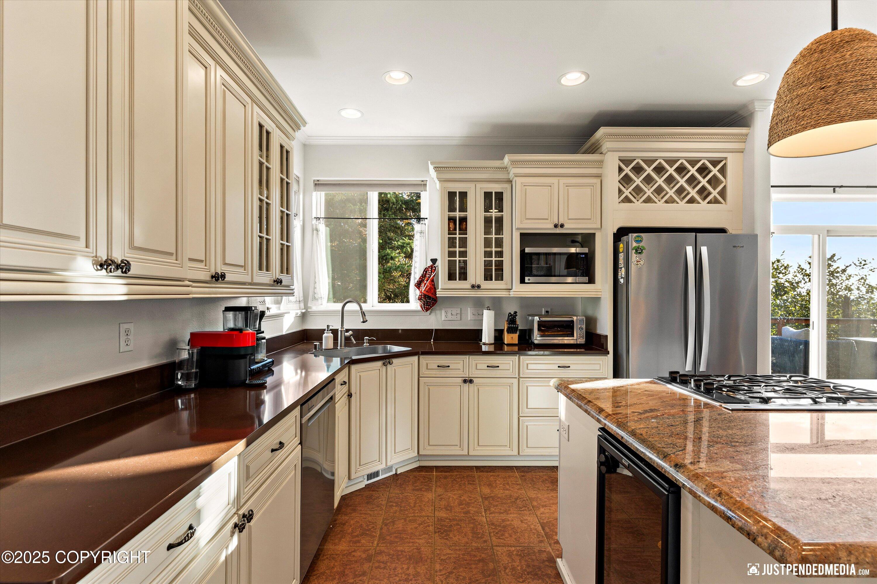 16027 Essex Point Circle