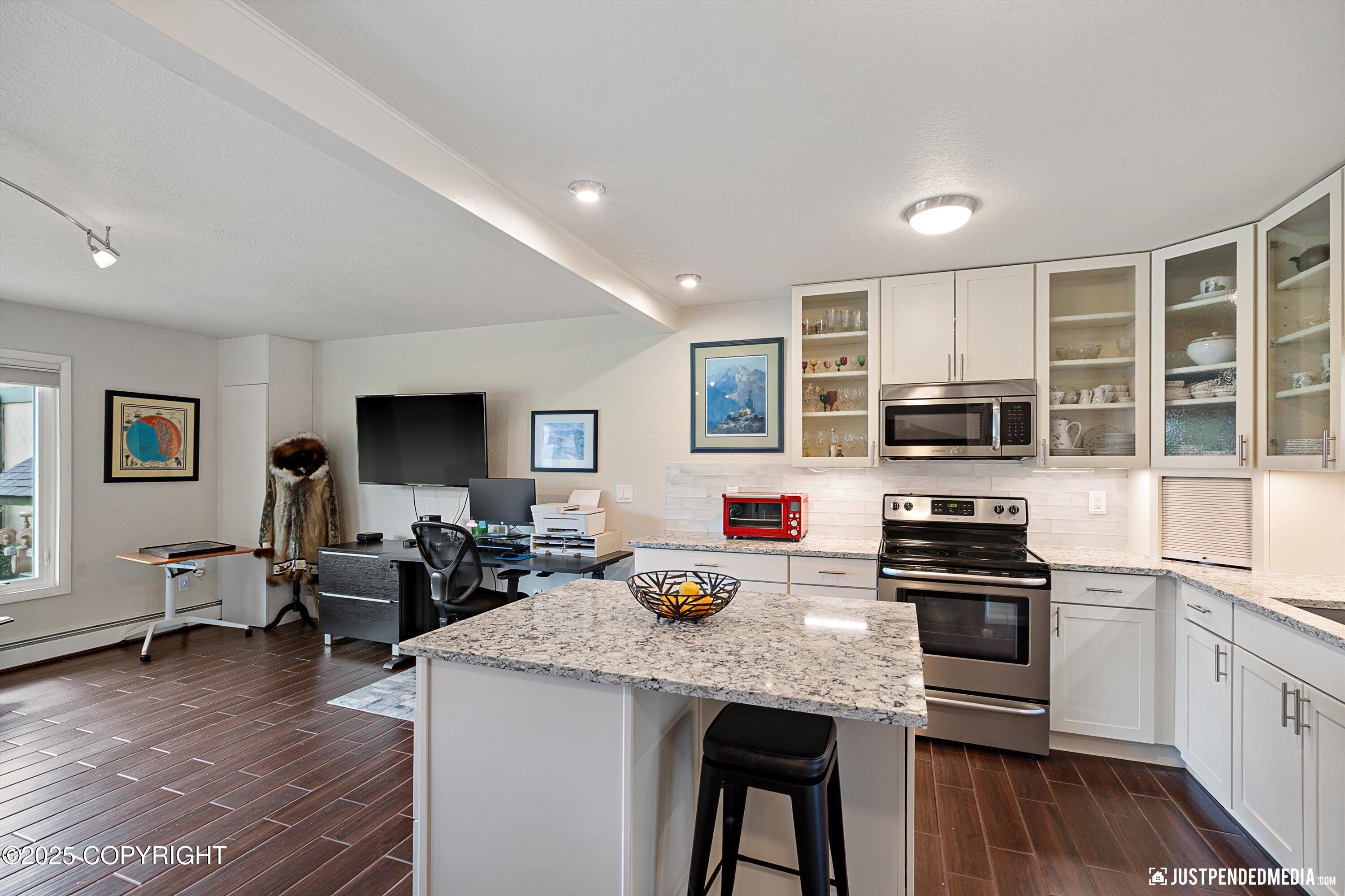 5404 W Dimond Boulevard # A4