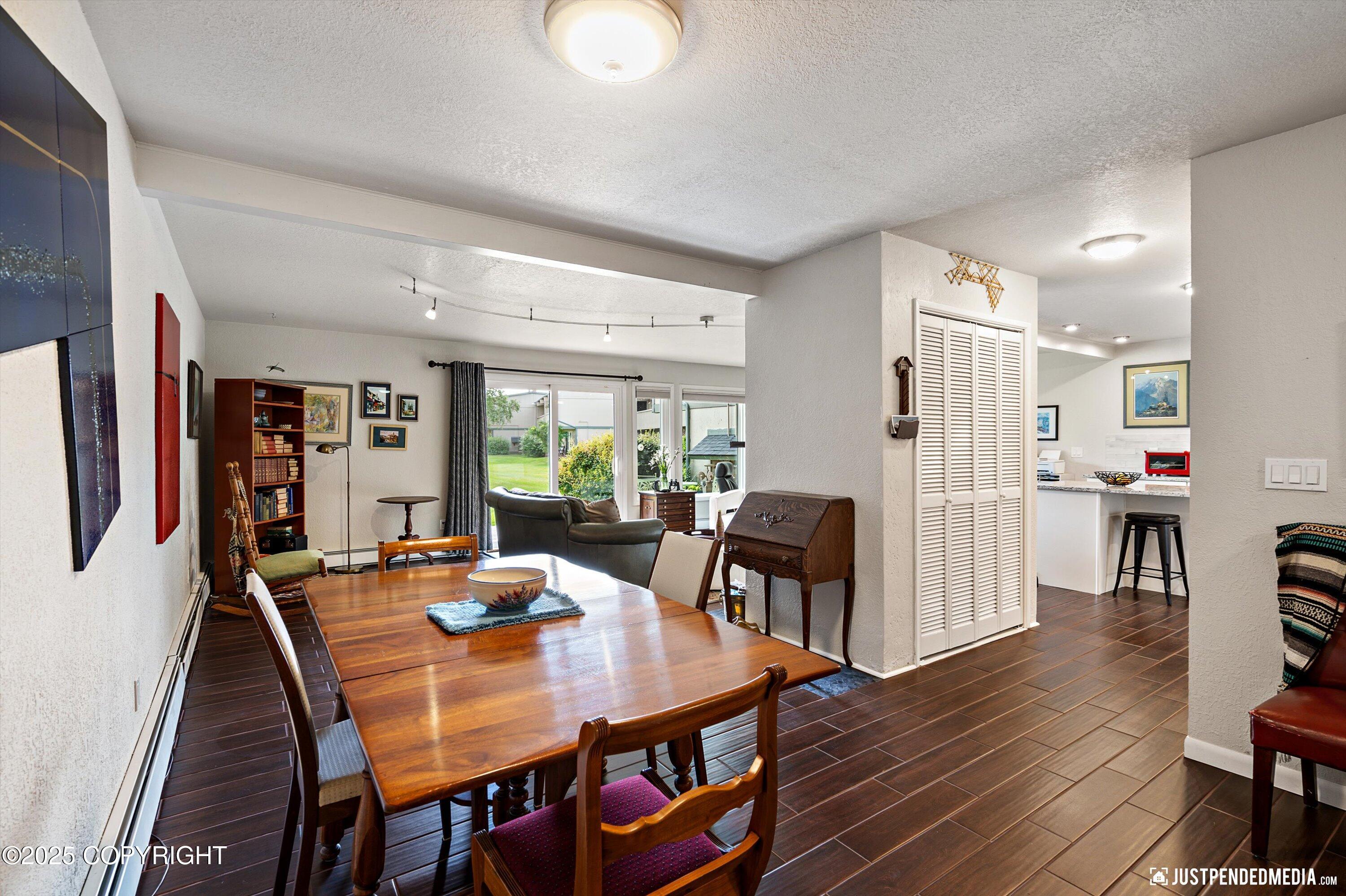 5404 W Dimond Boulevard # A4