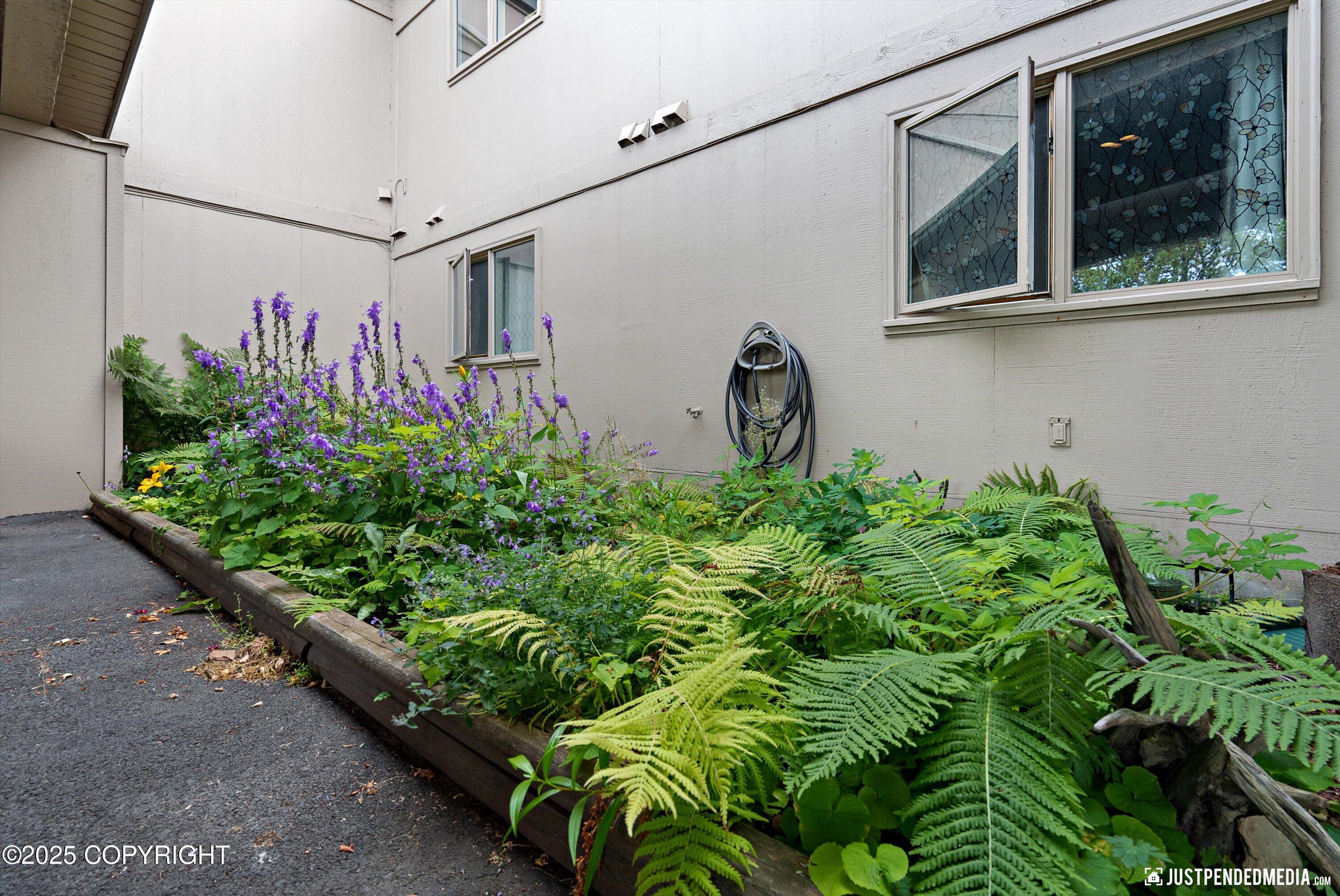 5404 W Dimond Boulevard # A4