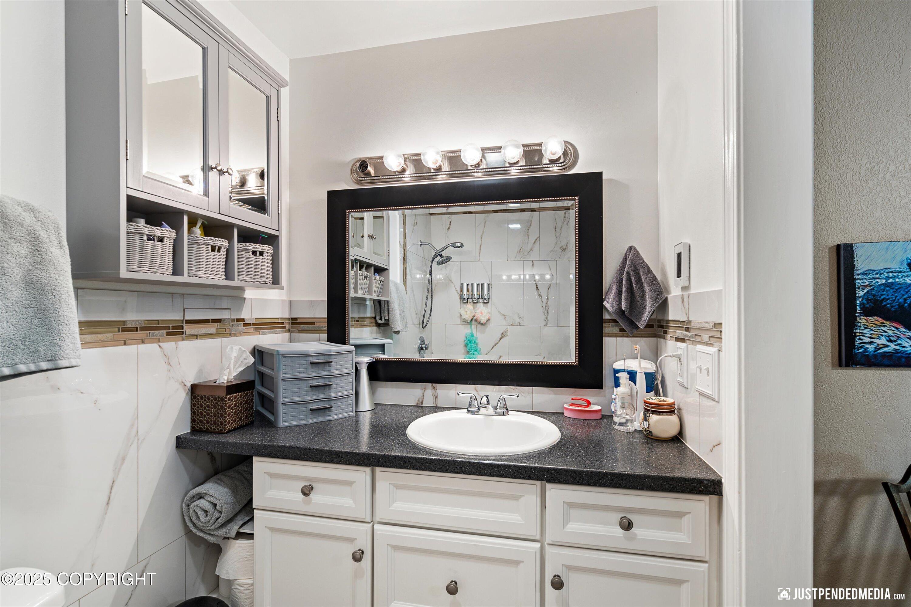 5404 W Dimond Boulevard # A4