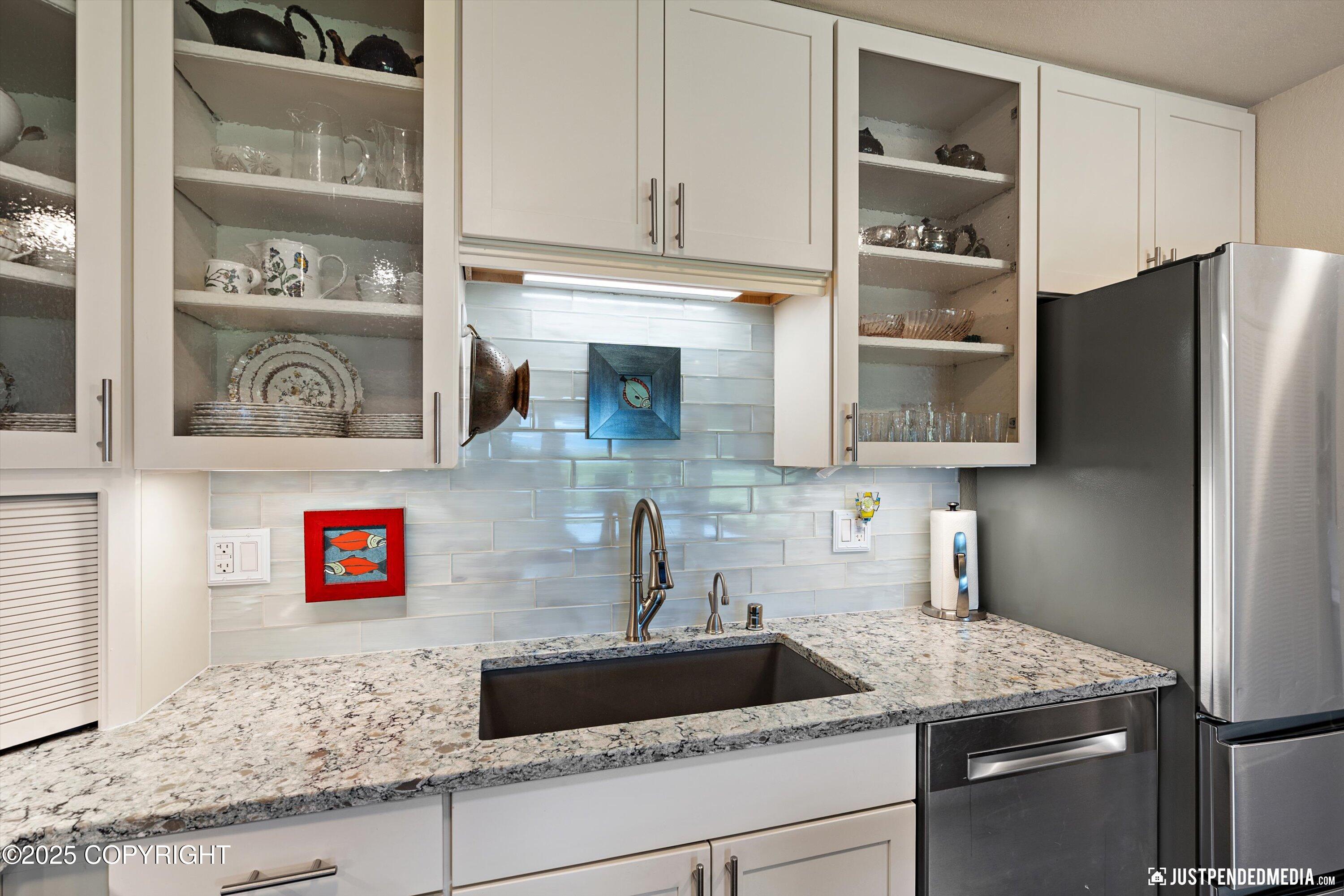 5404 W Dimond Boulevard # A4