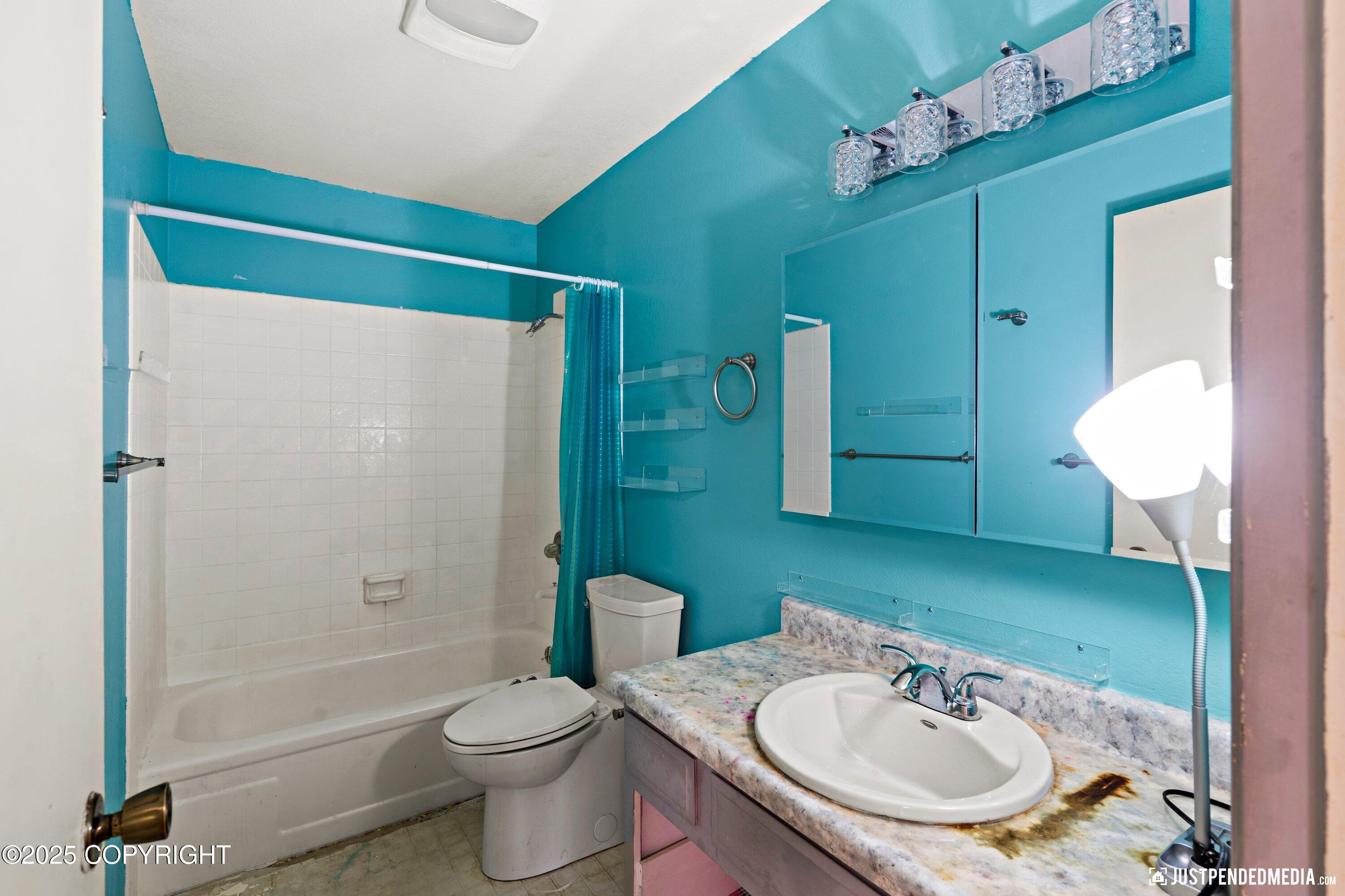 13100 Ridgeview Drive