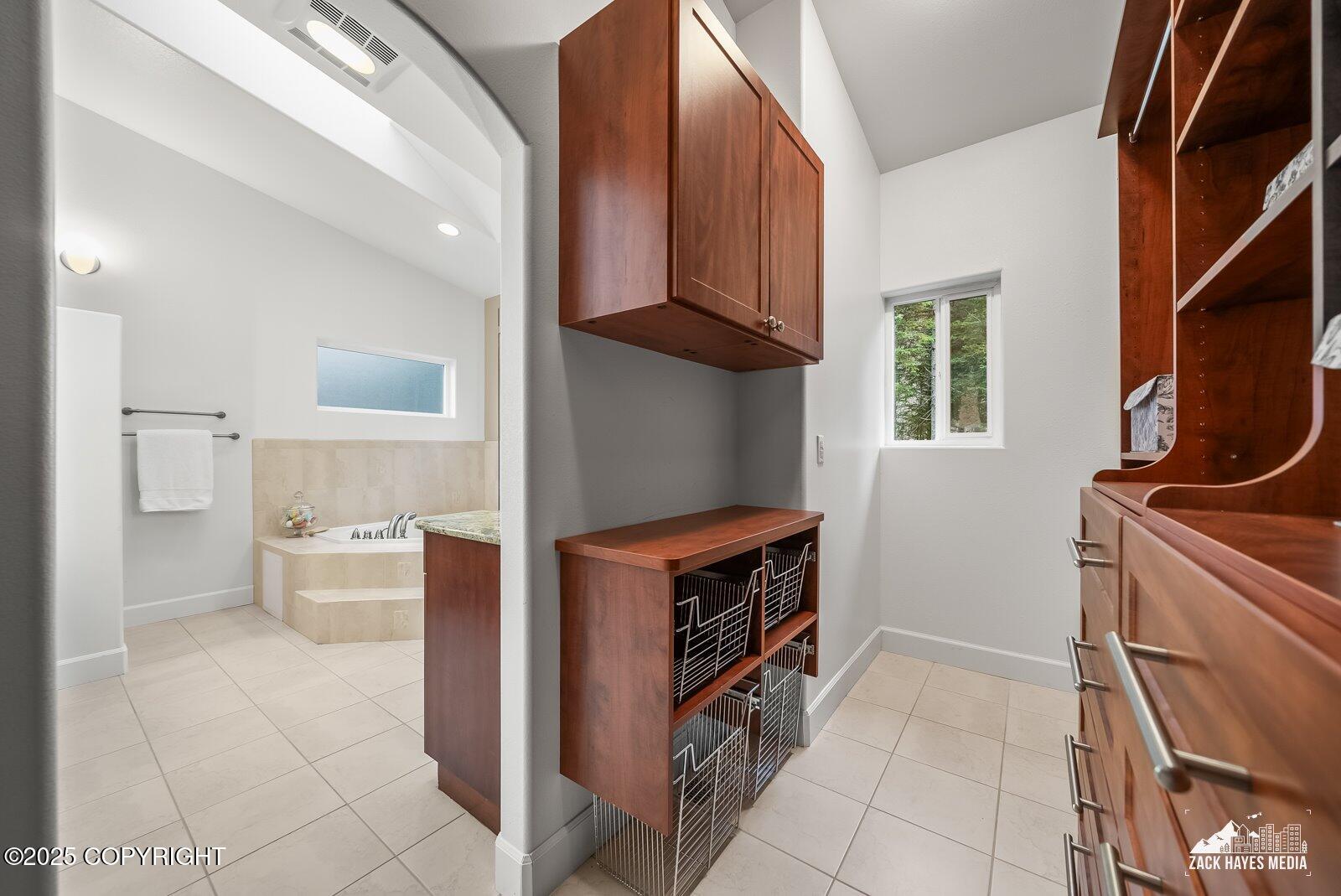 10607 Aletha's Mountain Way