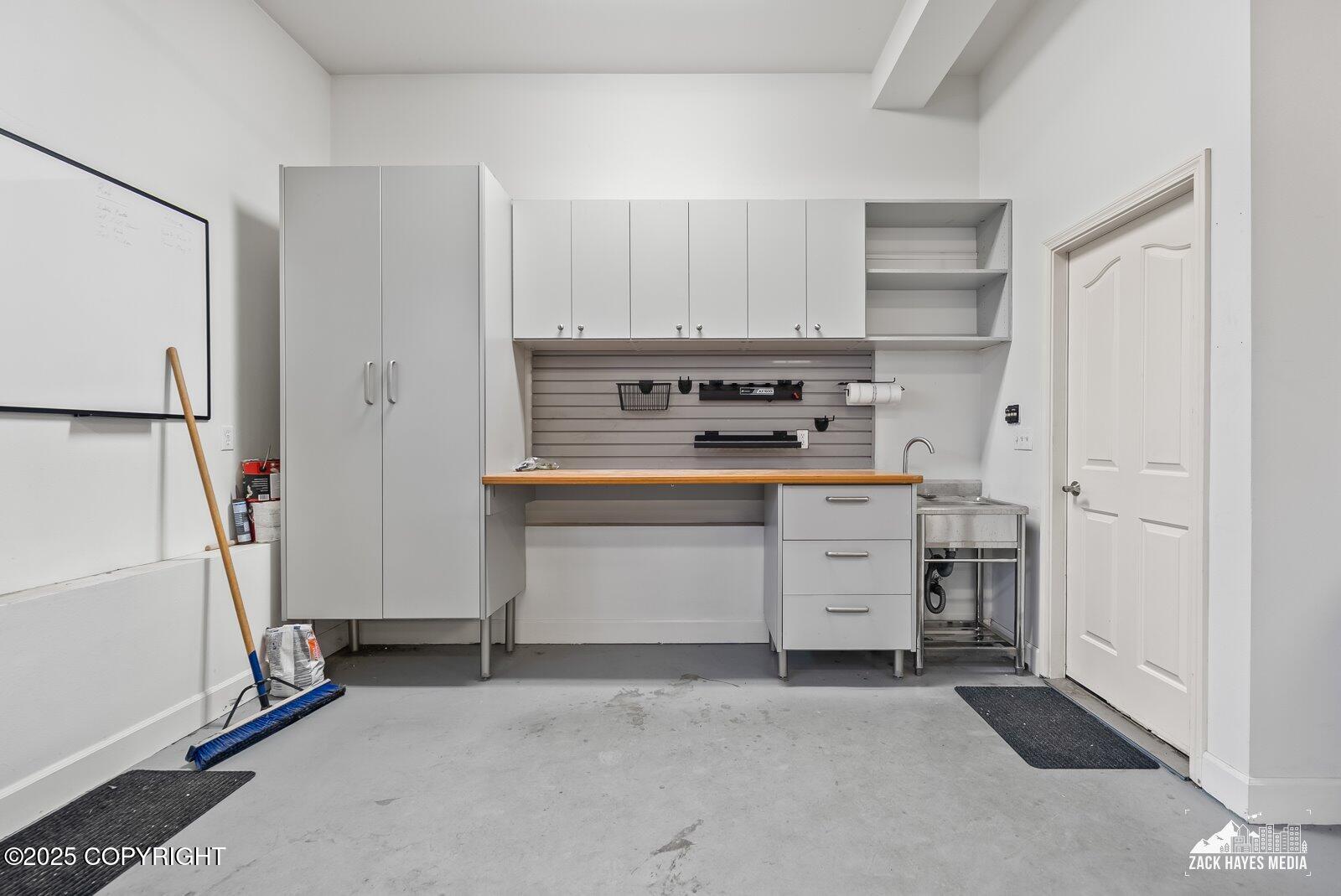 10607 Aletha's Mountain Way