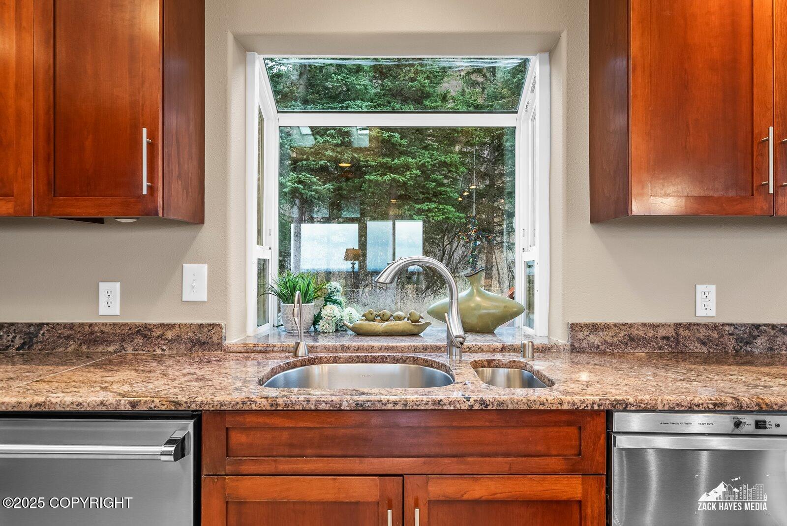 10607 Aletha's Mountain Way