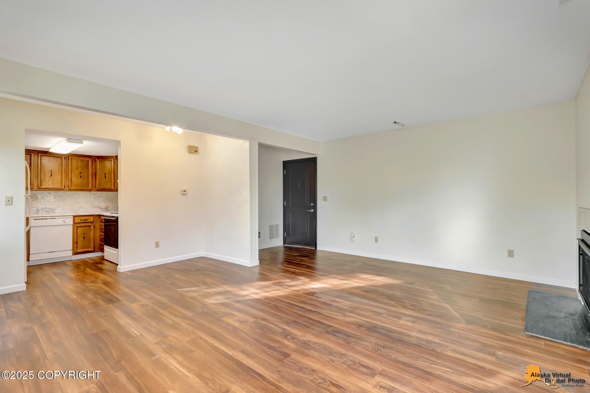 6631 Weimer Drive # F Unit: #F