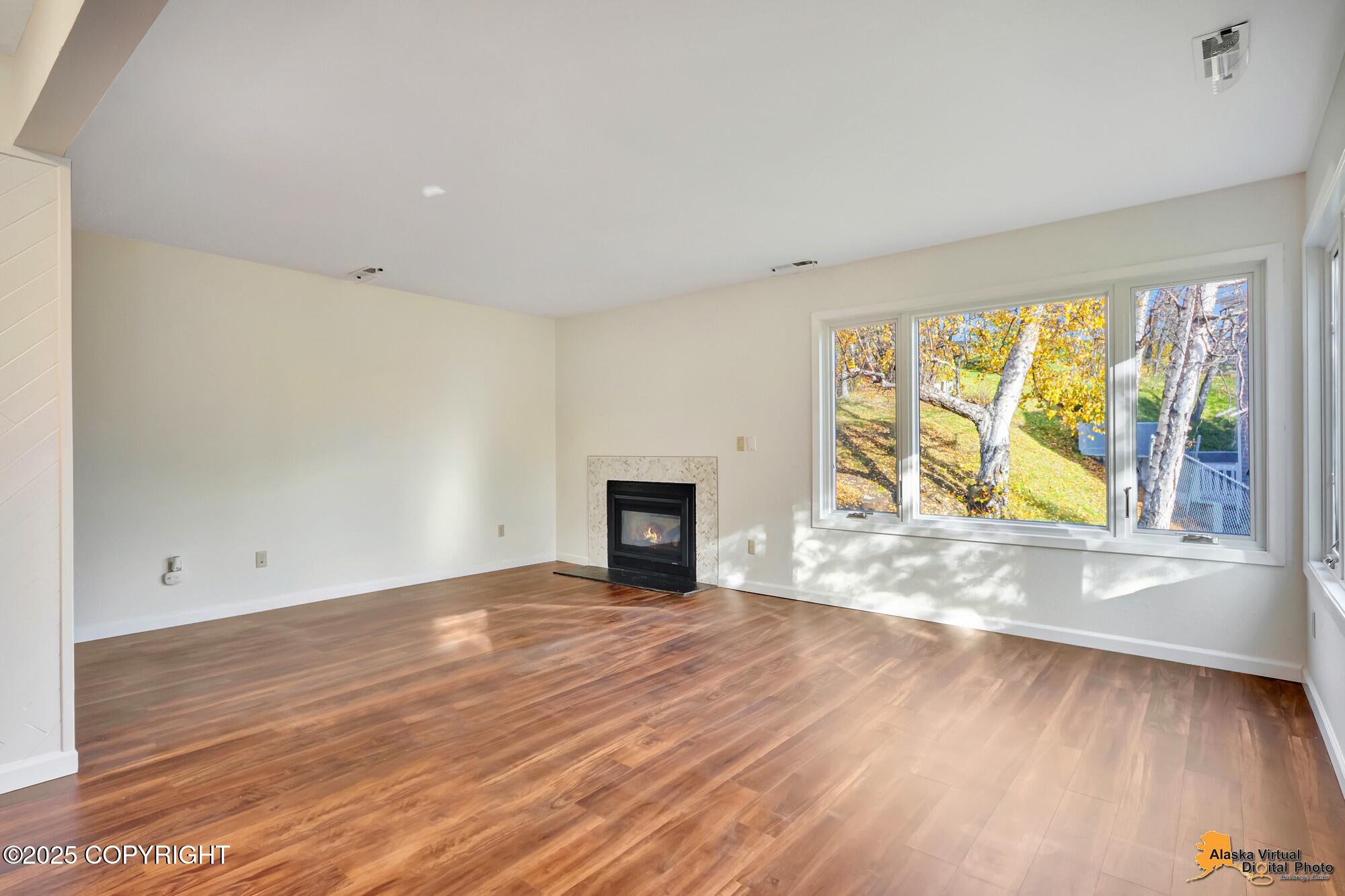 6631 Weimer Drive # F Unit: #F