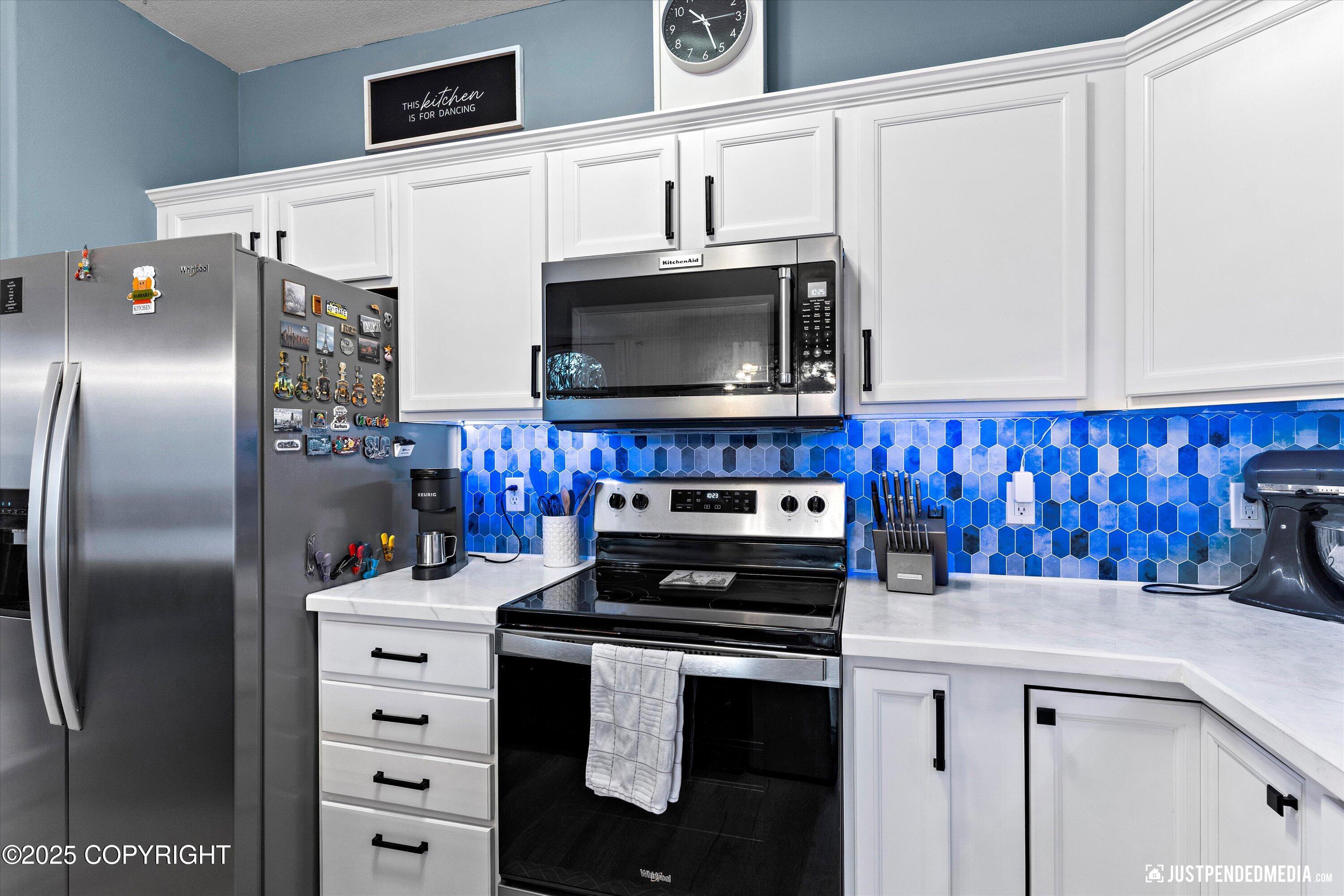 2935 Seclusion Cove Drive