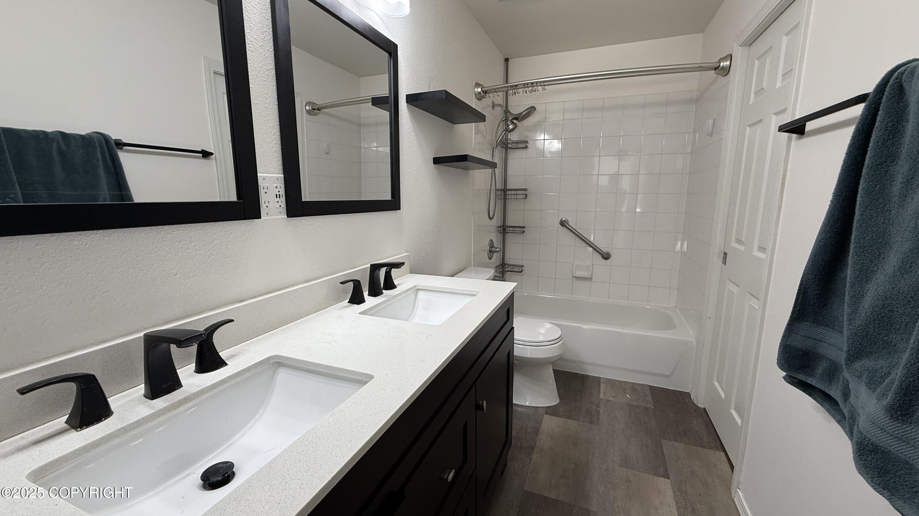 4100 Scenic View Drive