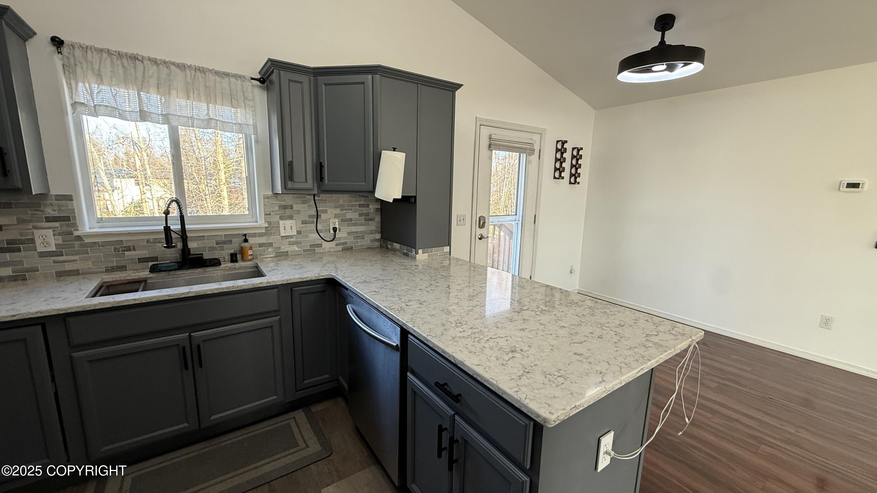 4100 Scenic View Drive