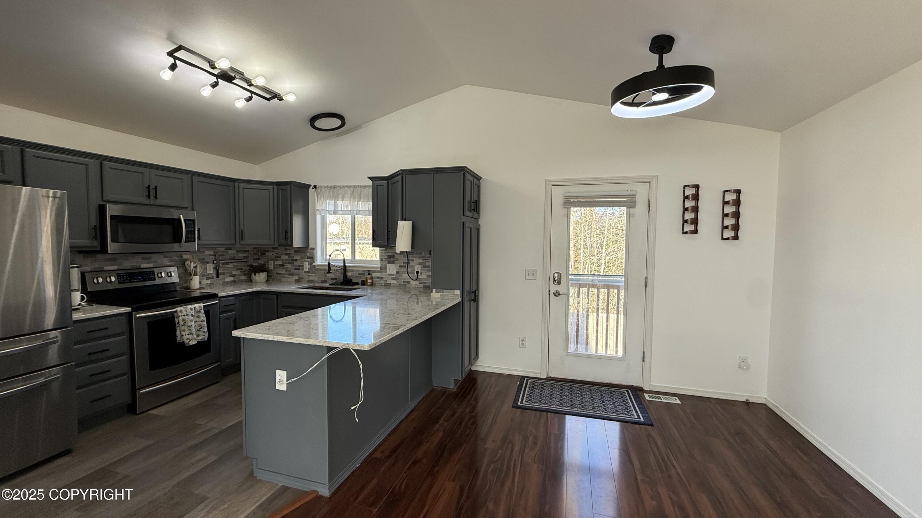 4100 Scenic View Drive