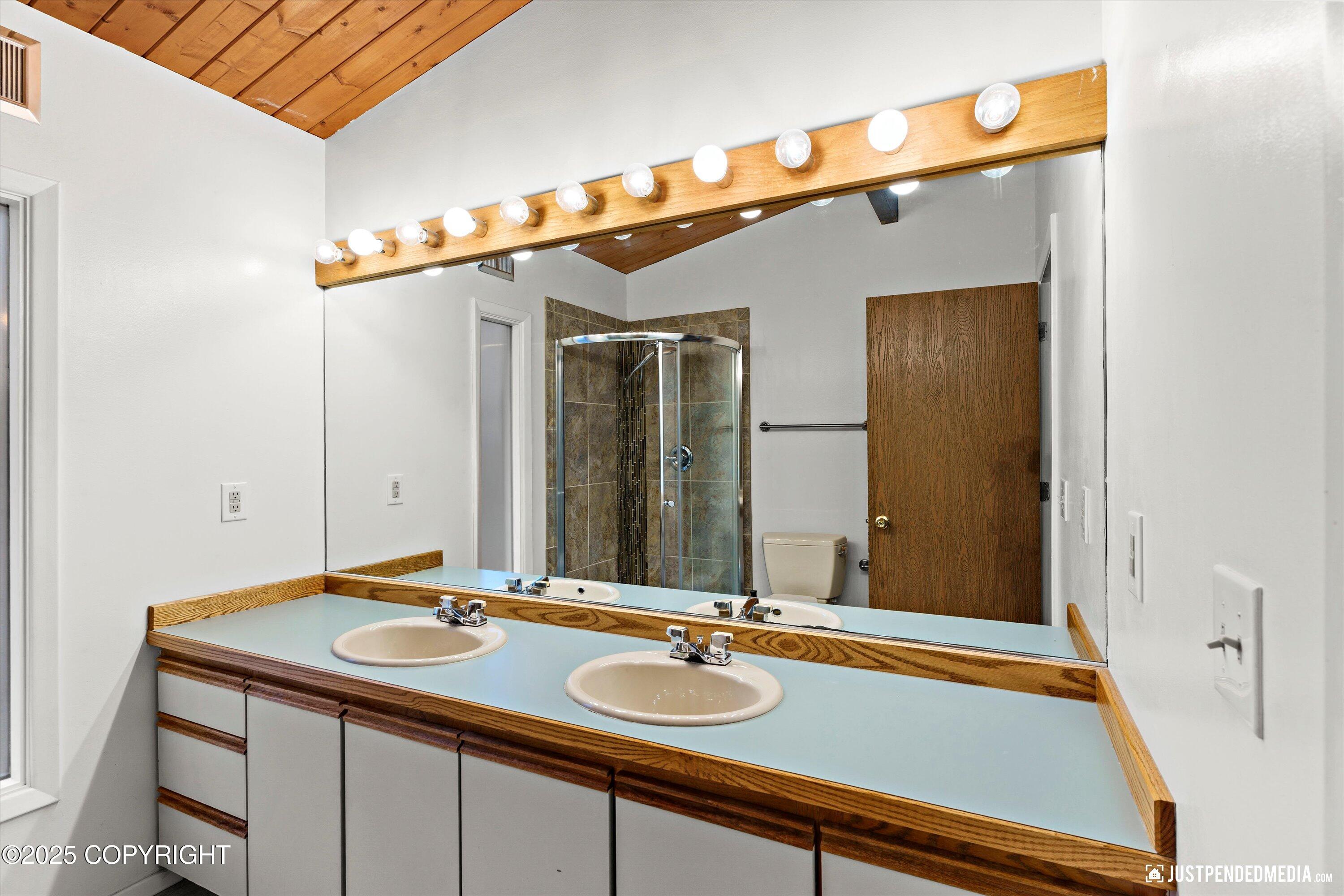 2820 Wiley Post Avenue