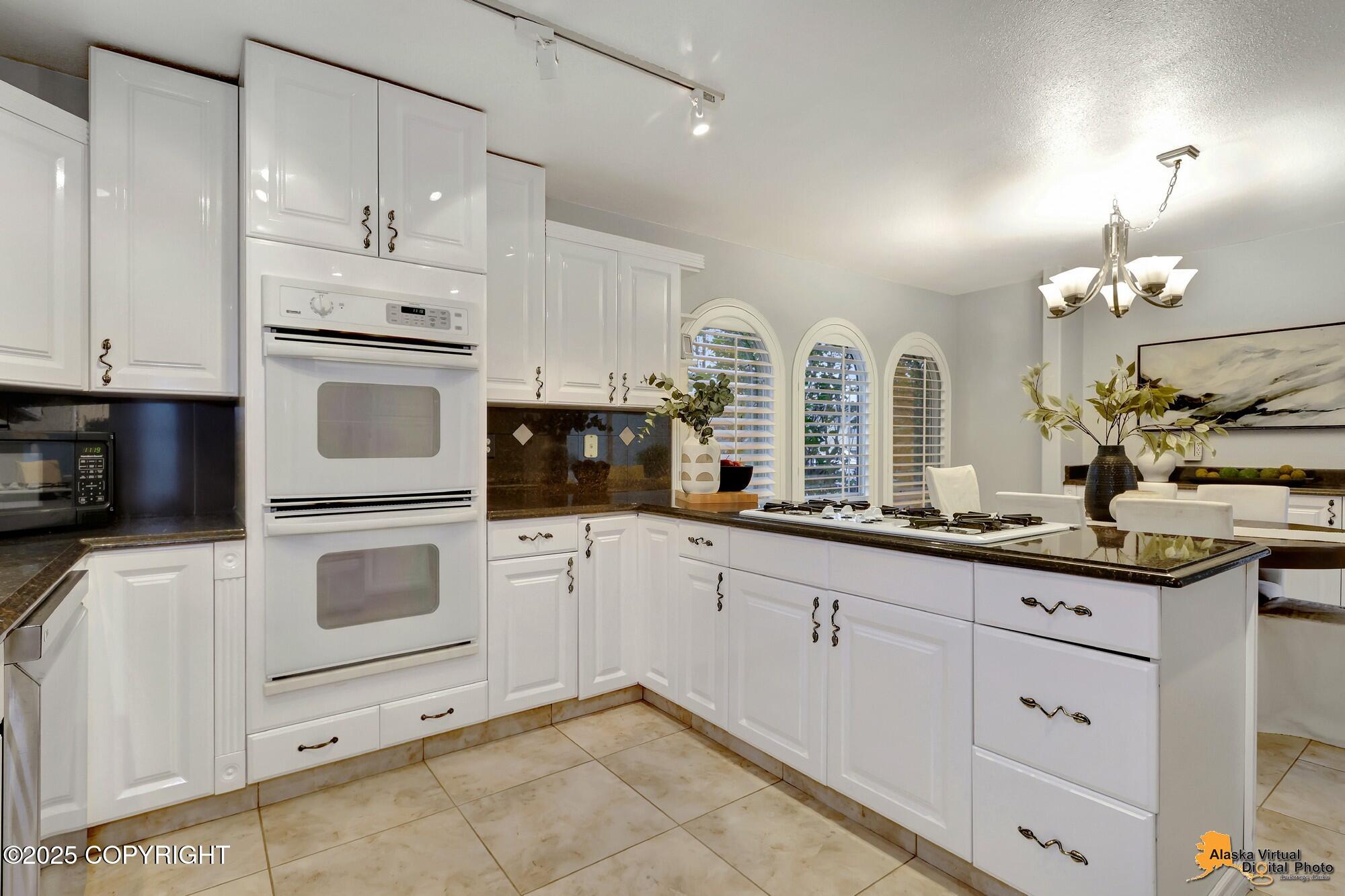 14121 Sunview Drive