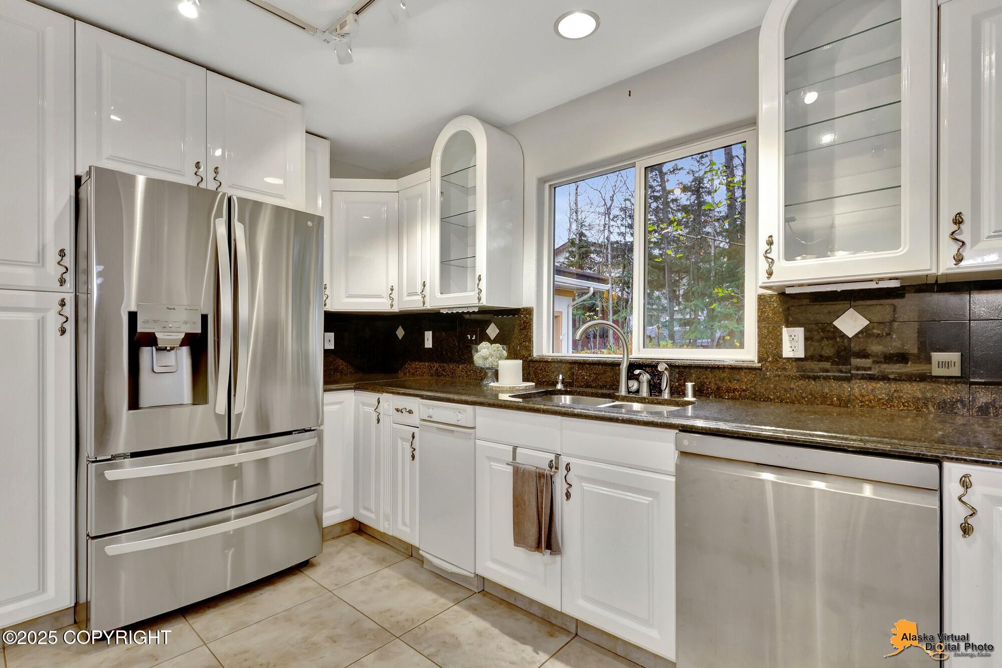 14121 Sunview Drive