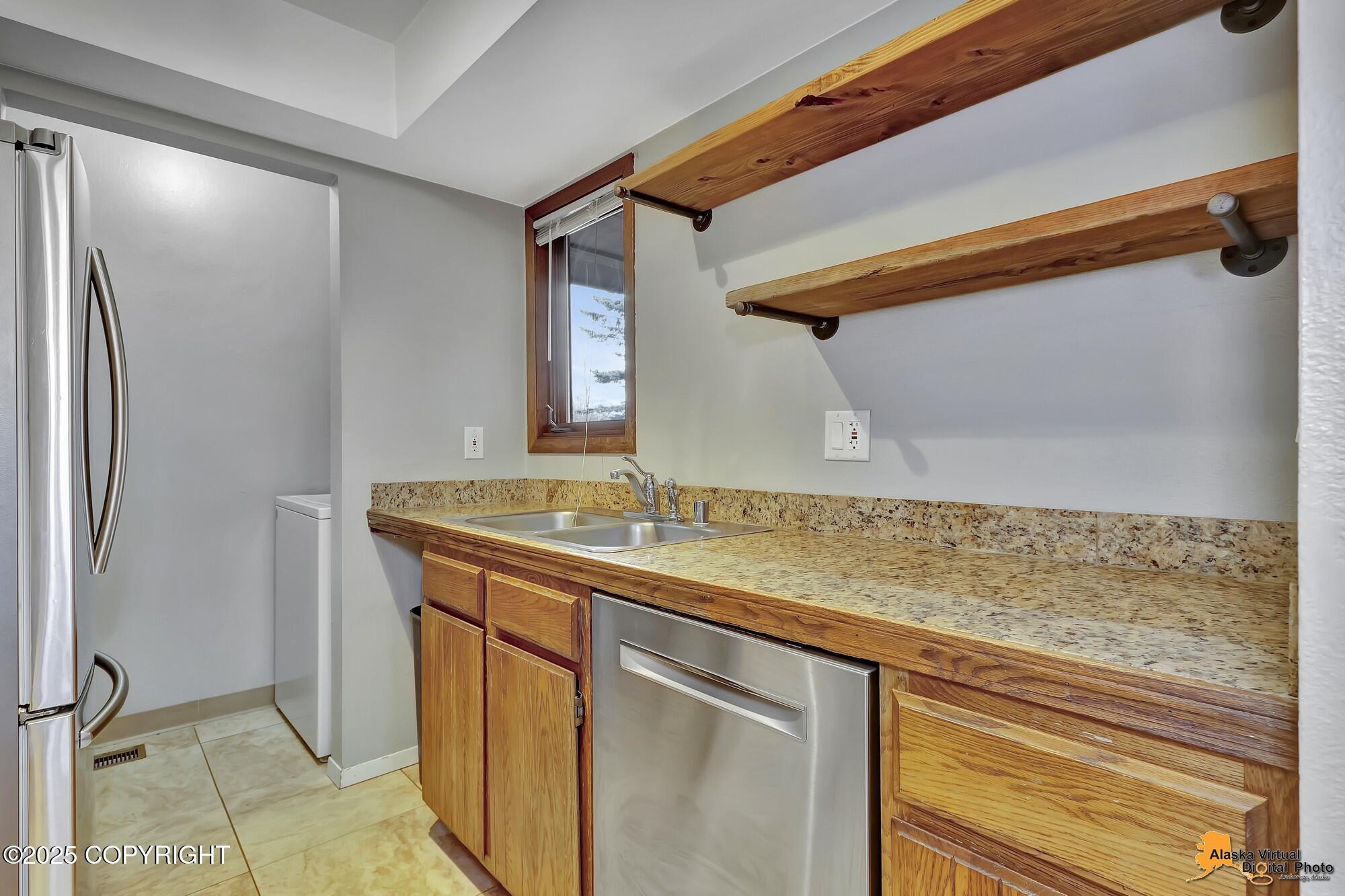 7242 Foxridge Circle # D Unit: 10-D