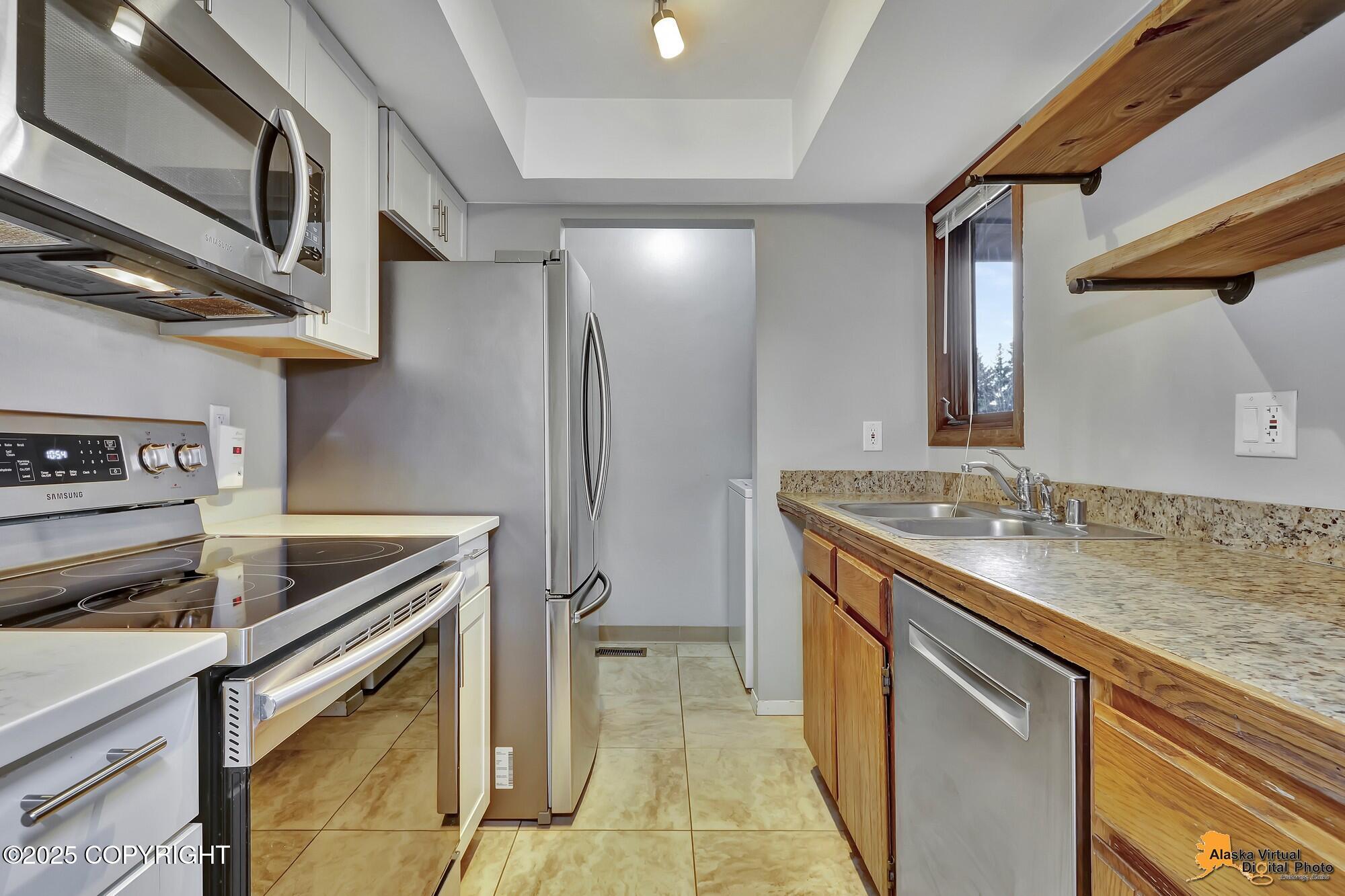 7242 Foxridge Circle # D Unit: 10-D