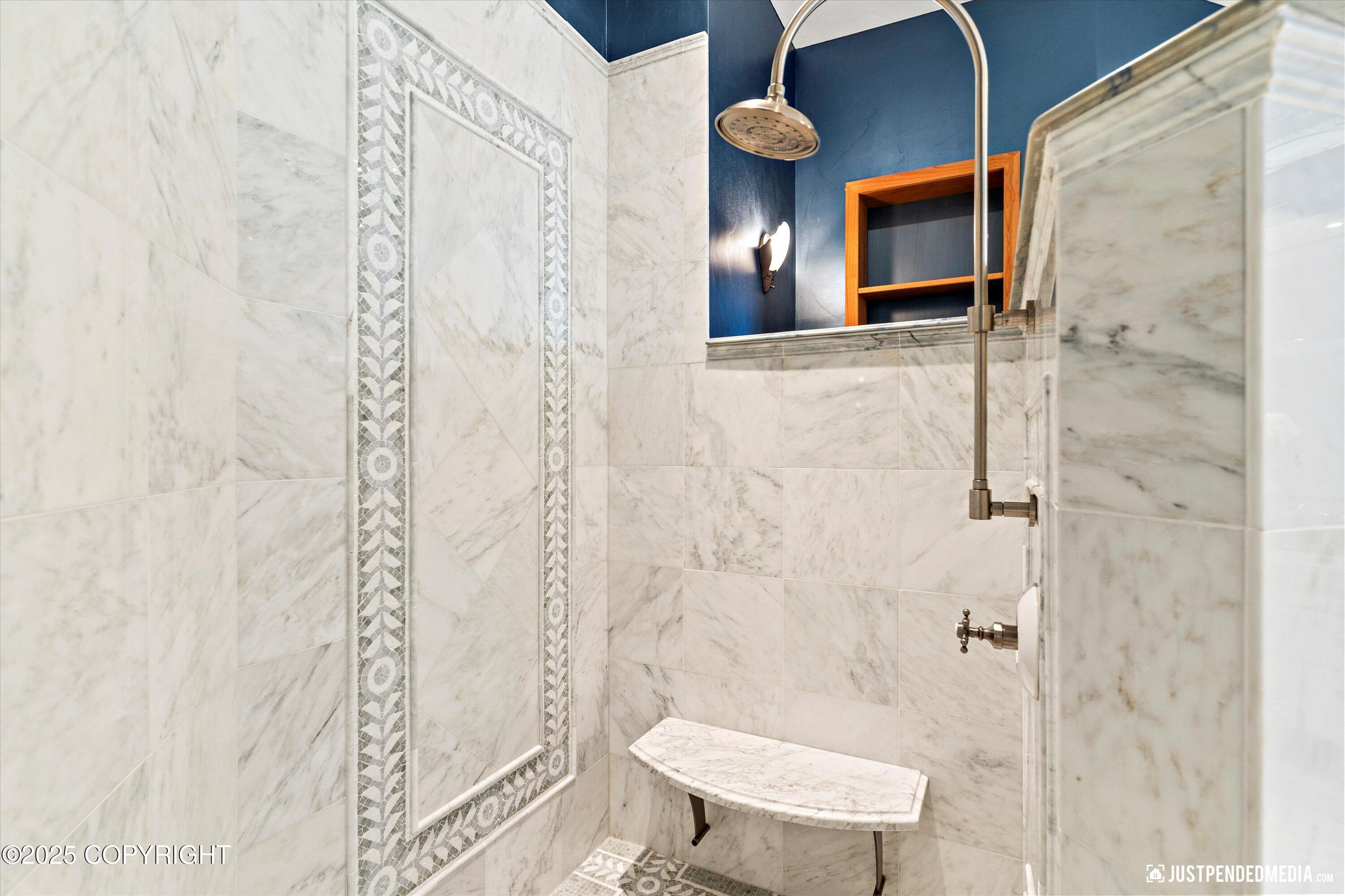 3806 North Point Circle