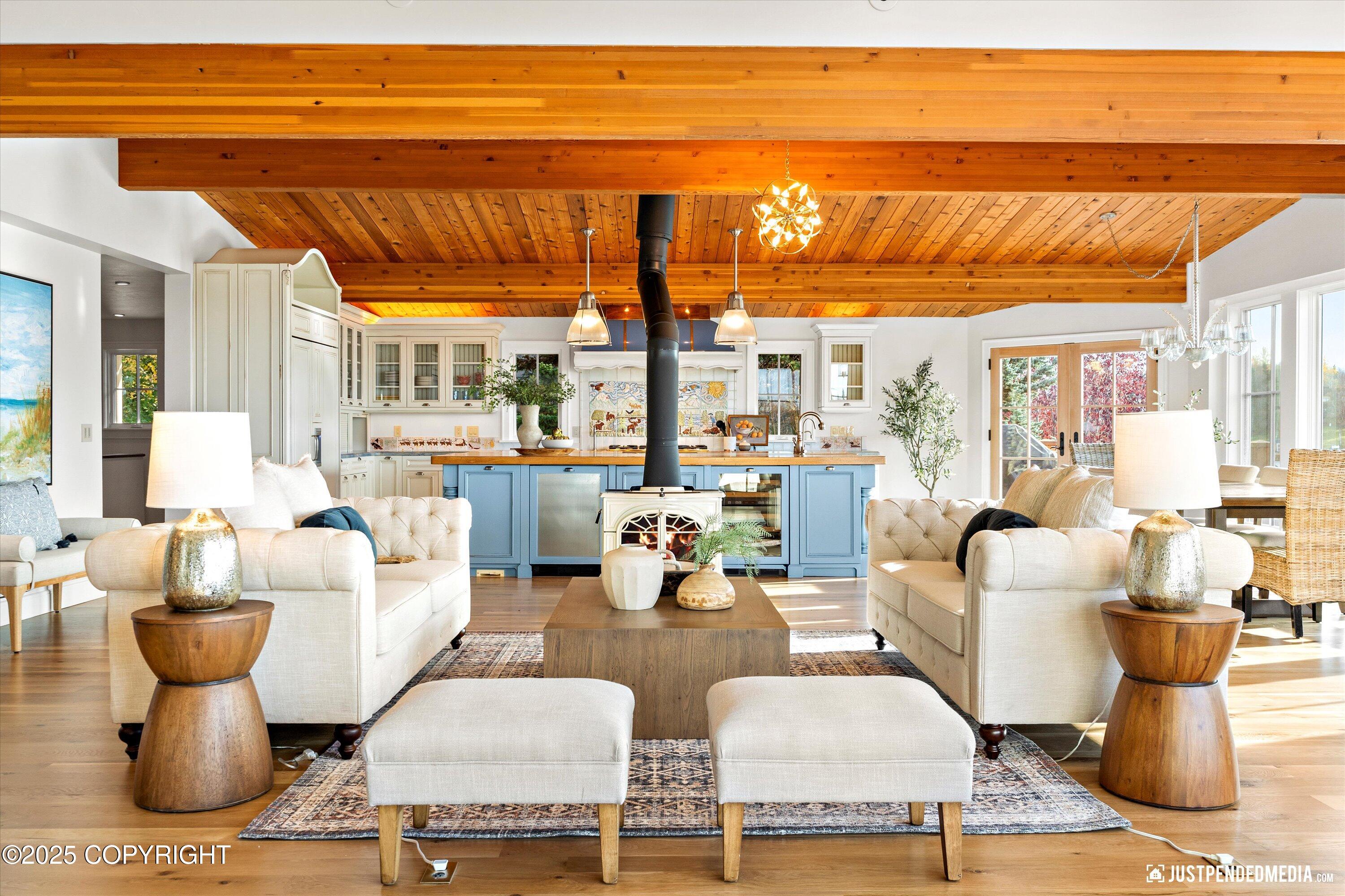 3806 North Point Circle