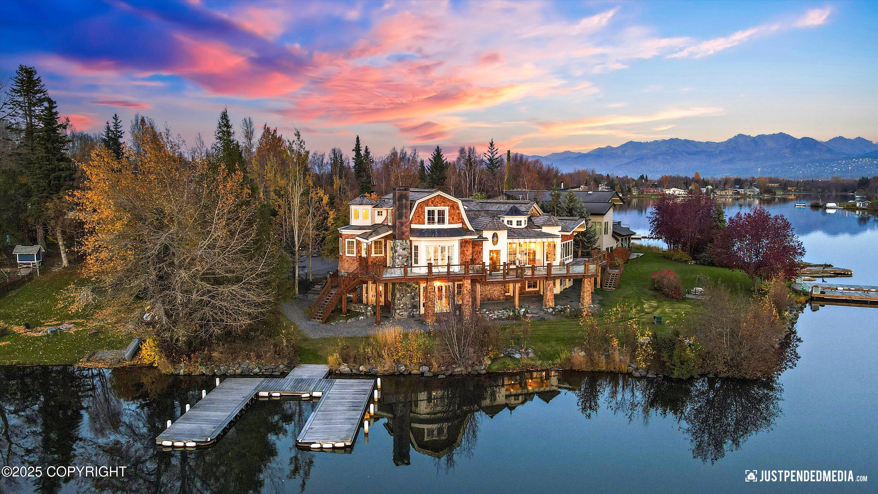 3806 North Point Circle