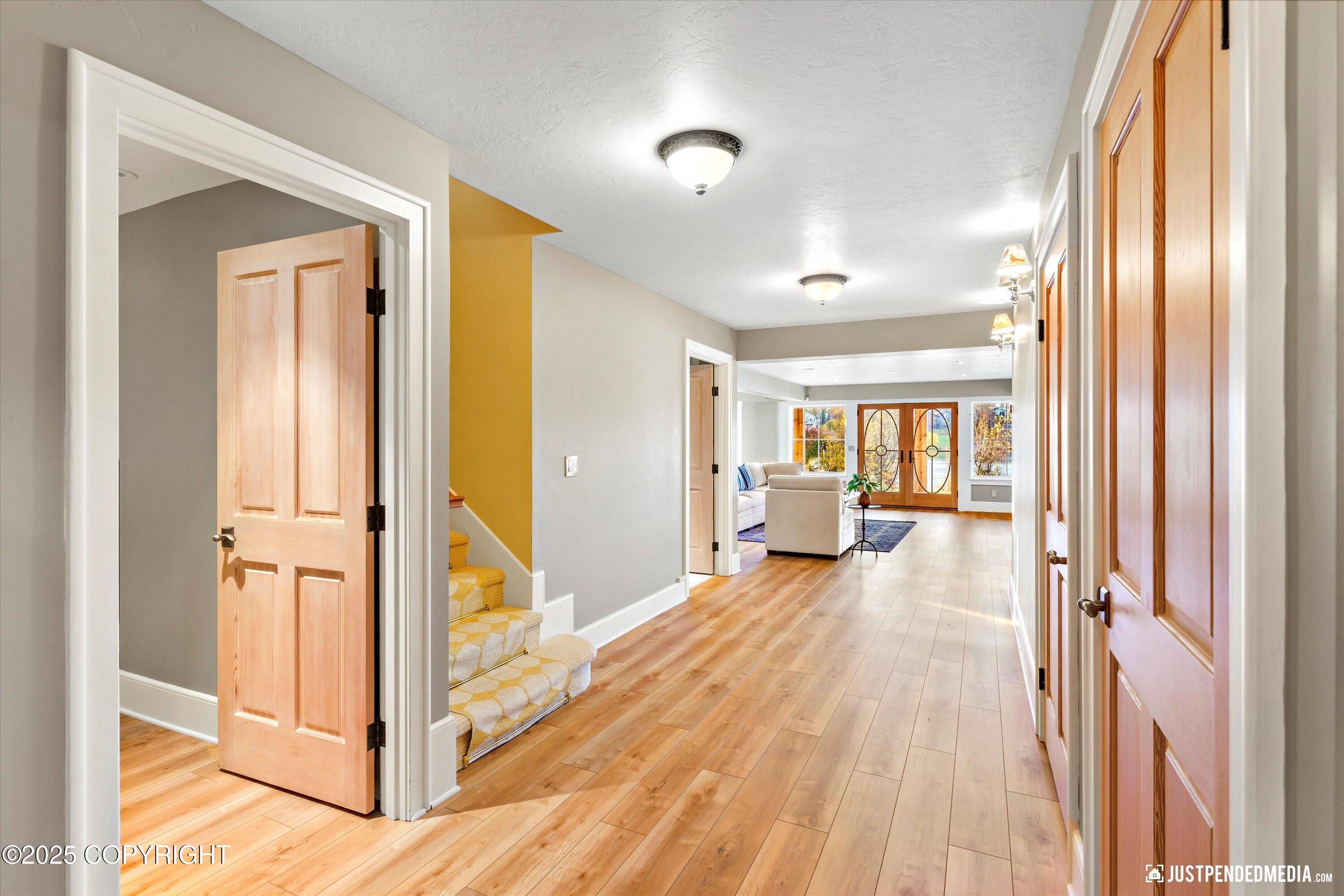 3806 North Point Circle