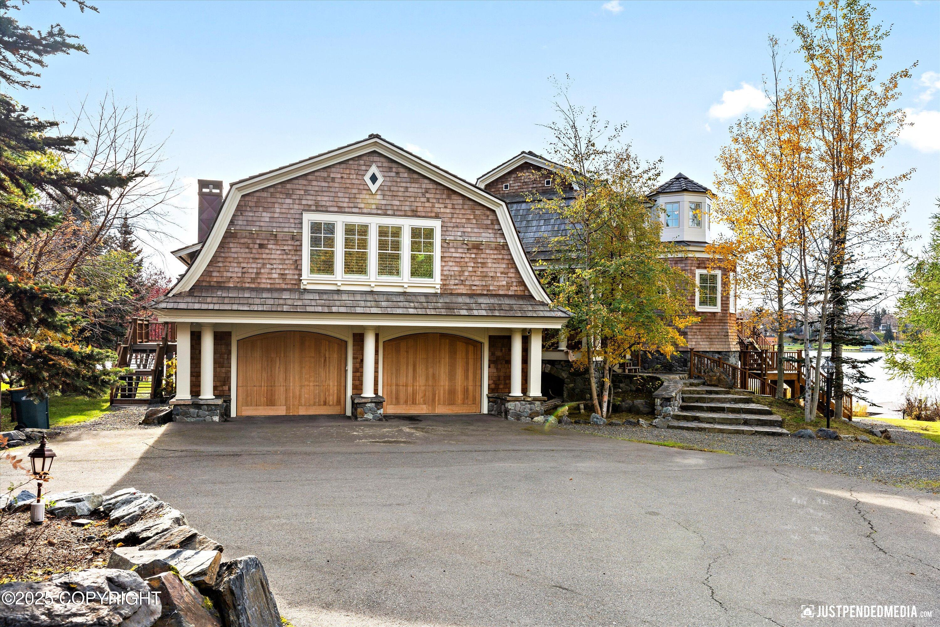 3806 North Point Circle