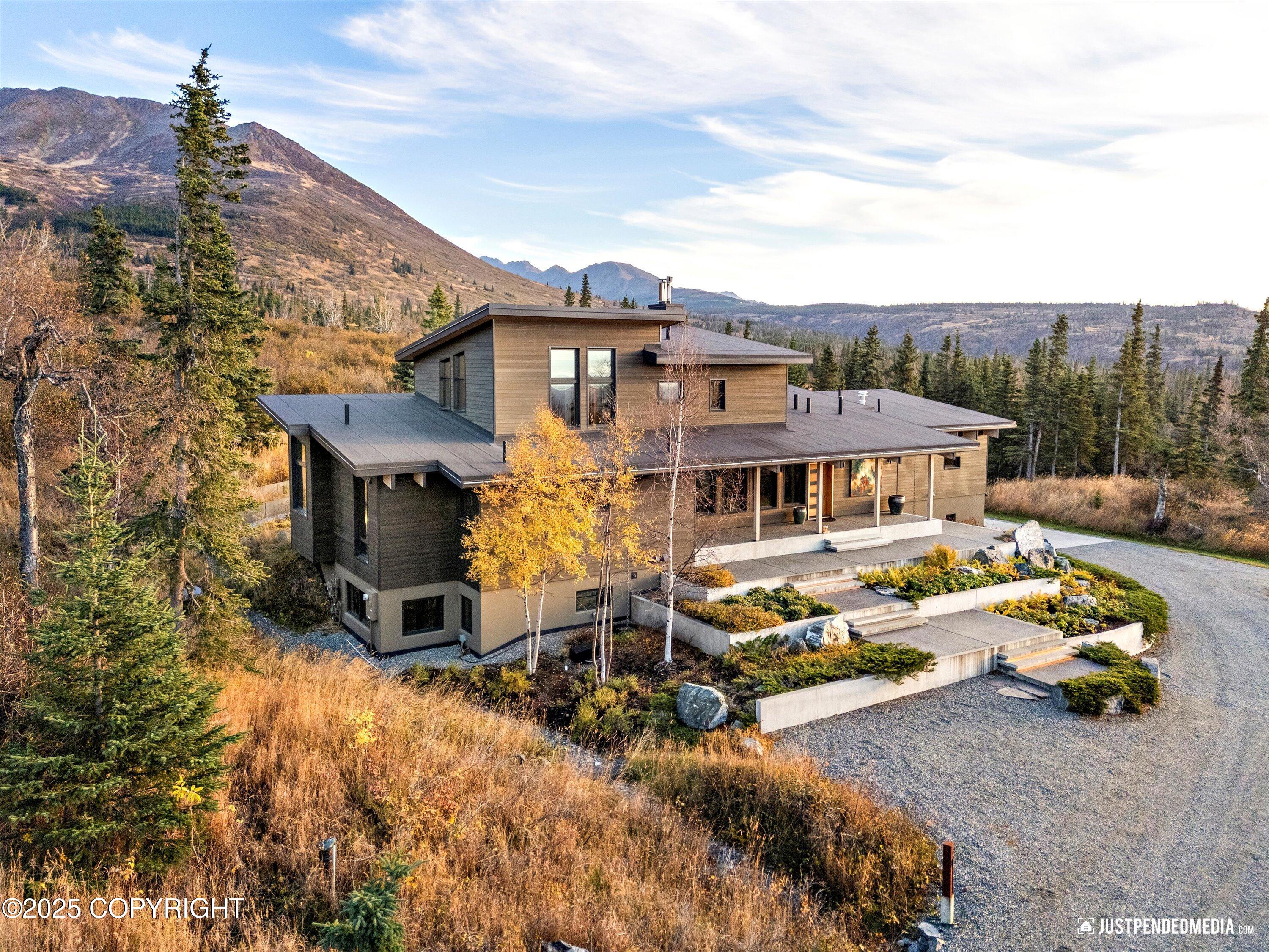 10400 Blackwolf Circle, Anchorage