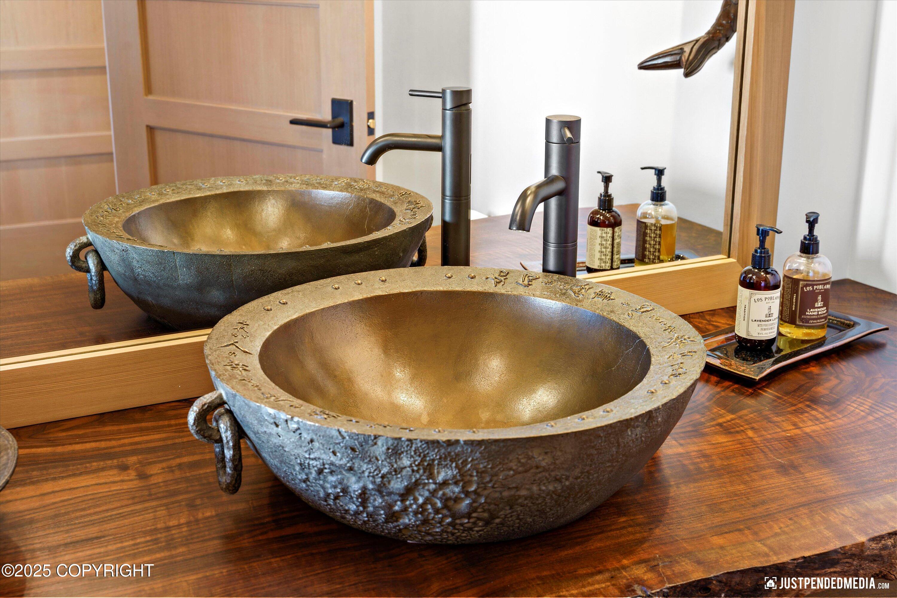 10400 Blackwolf Circle, Anchorage