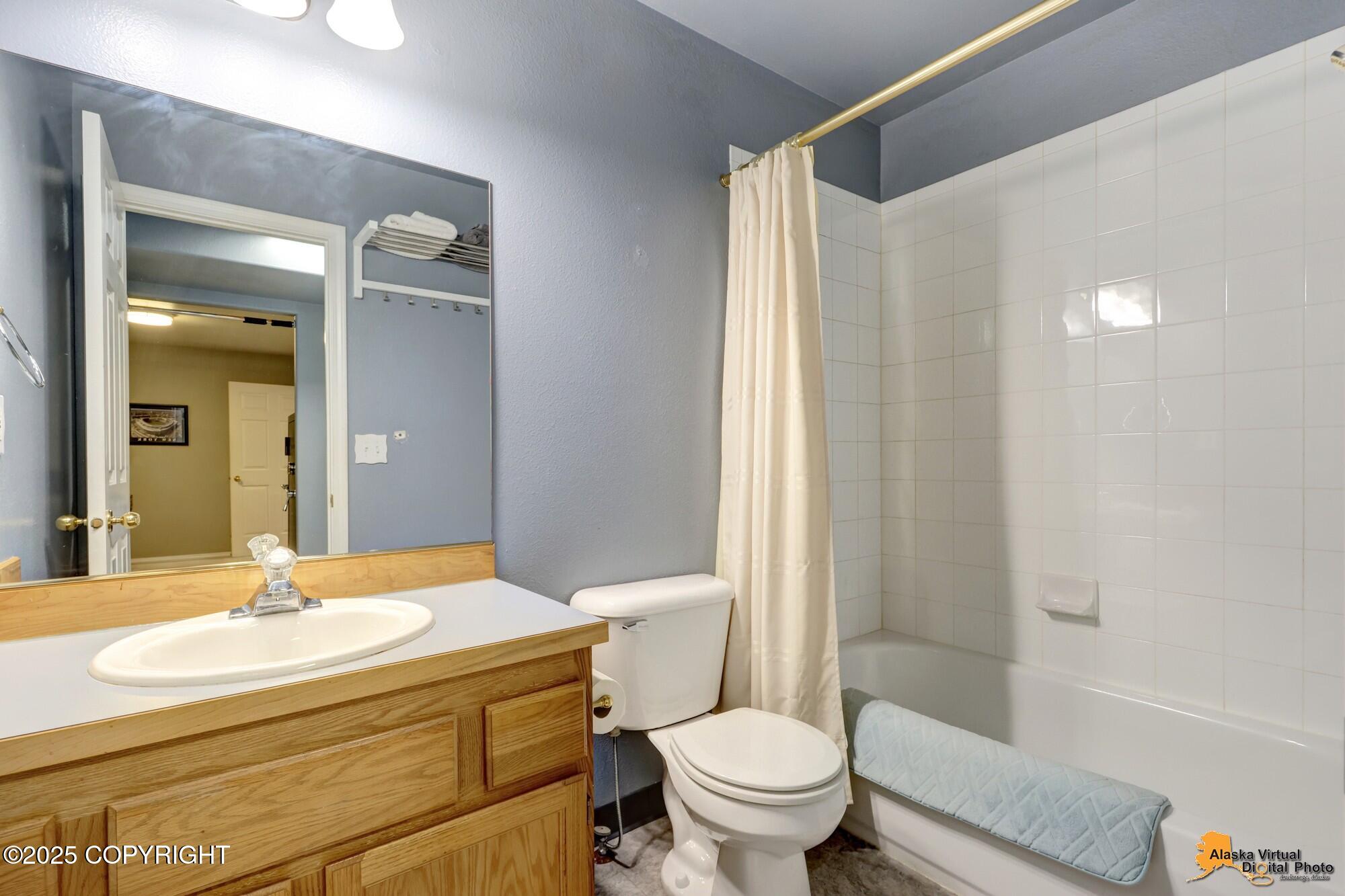 5941 Ridgelake Circle, Anchorage