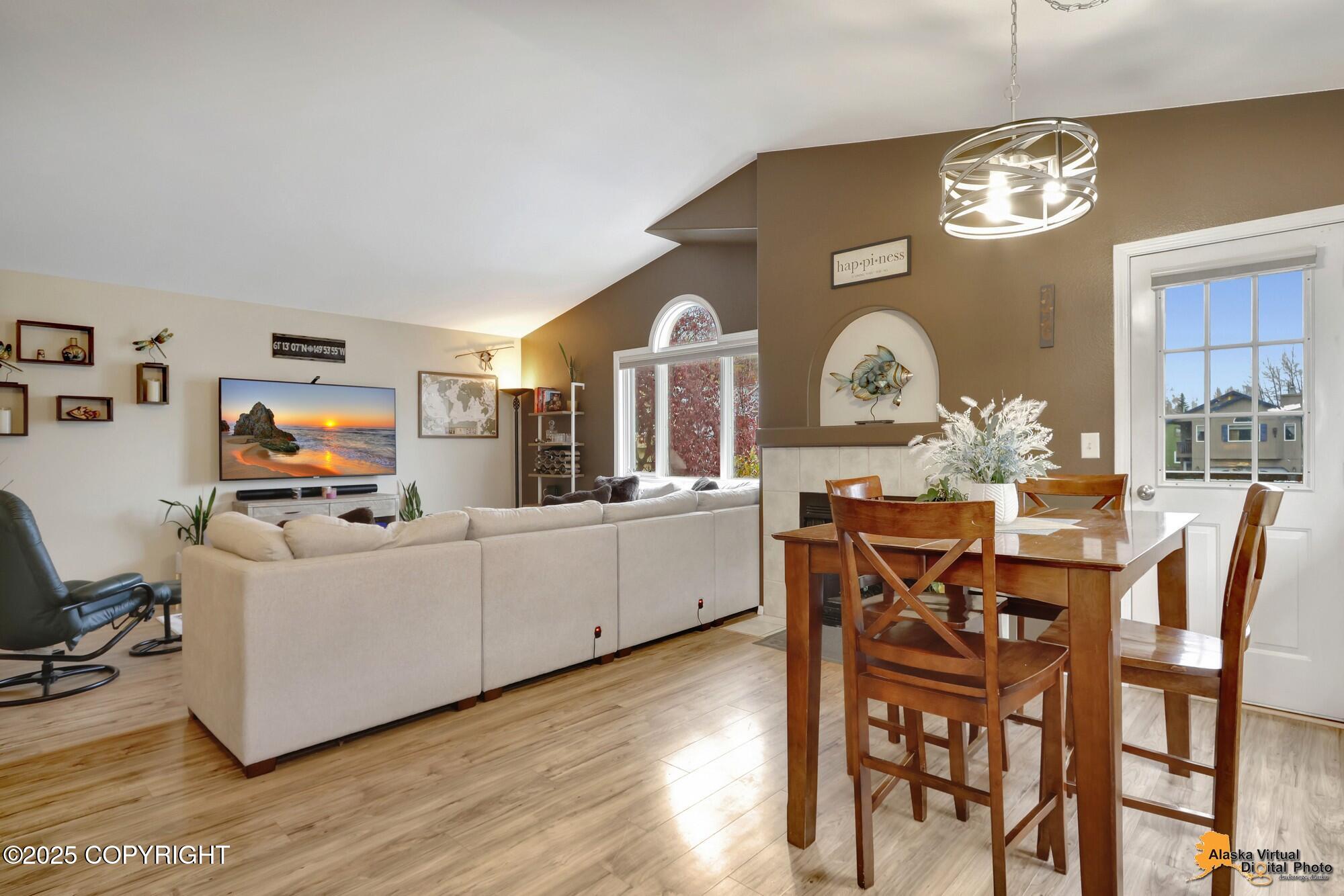 5941 Ridgelake Circle, Anchorage