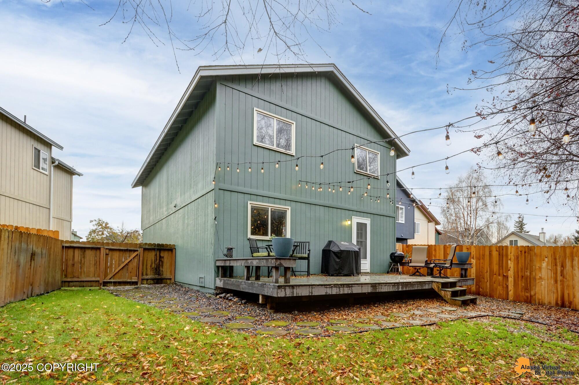 5941 Ridgelake Circle, Anchorage