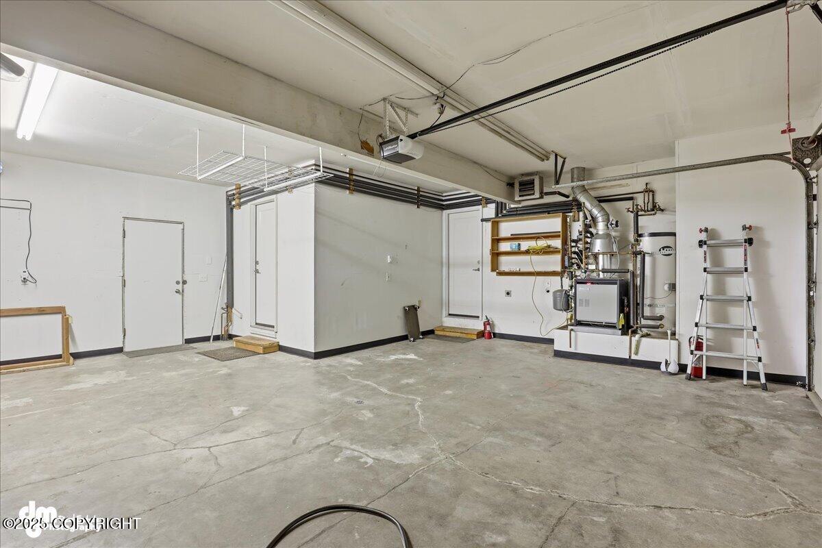 910 Bench Court, Anchorage