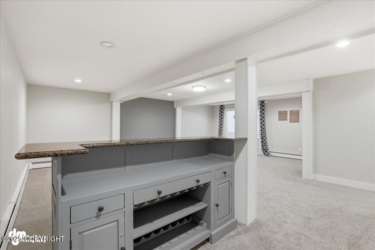 910 Bench Court, Anchorage