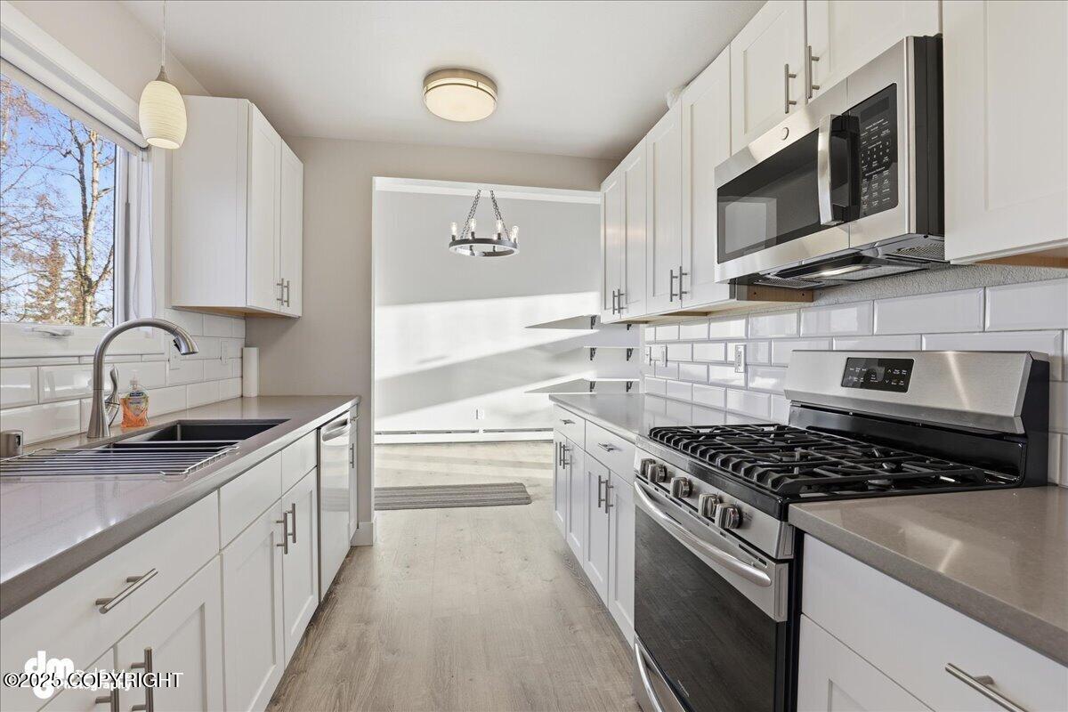 910 Bench Court, Anchorage