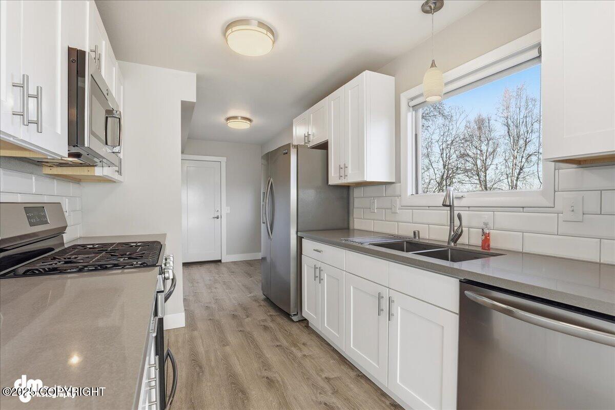 910 Bench Court, Anchorage