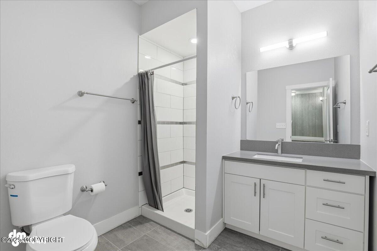 910 Bench Court, Anchorage