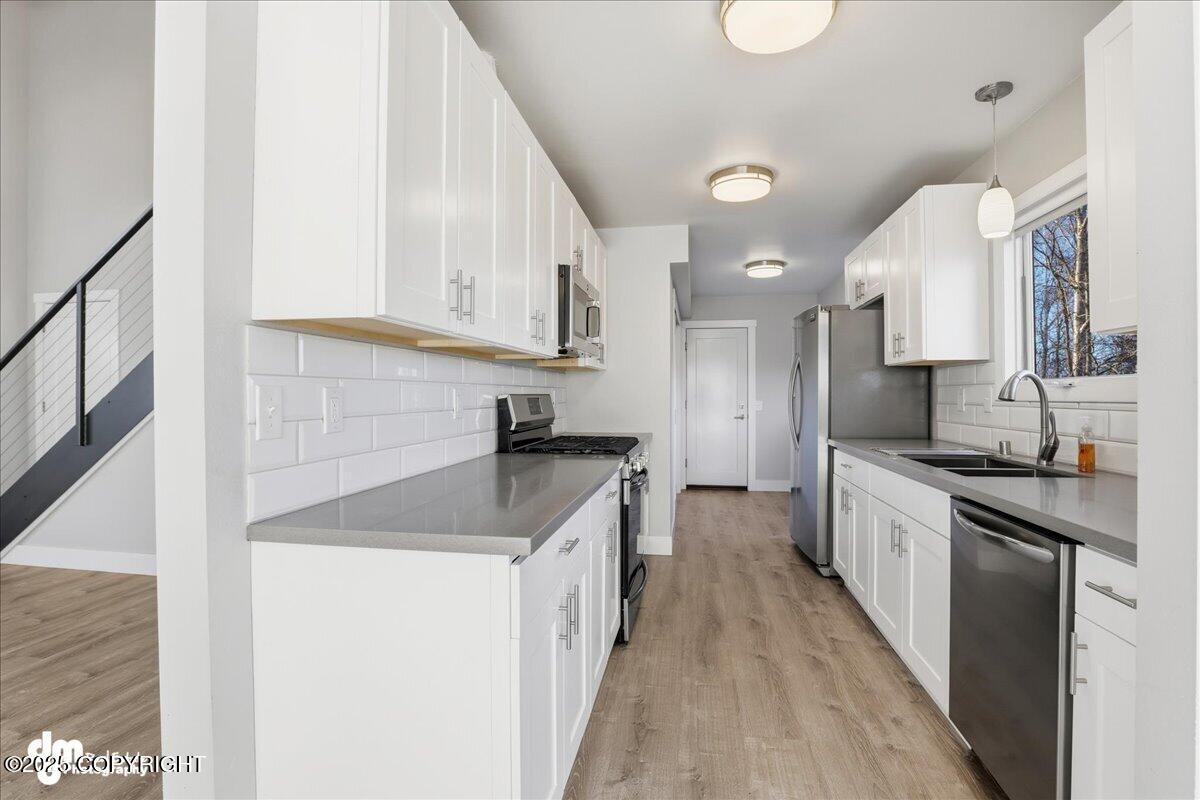 910 Bench Court, Anchorage