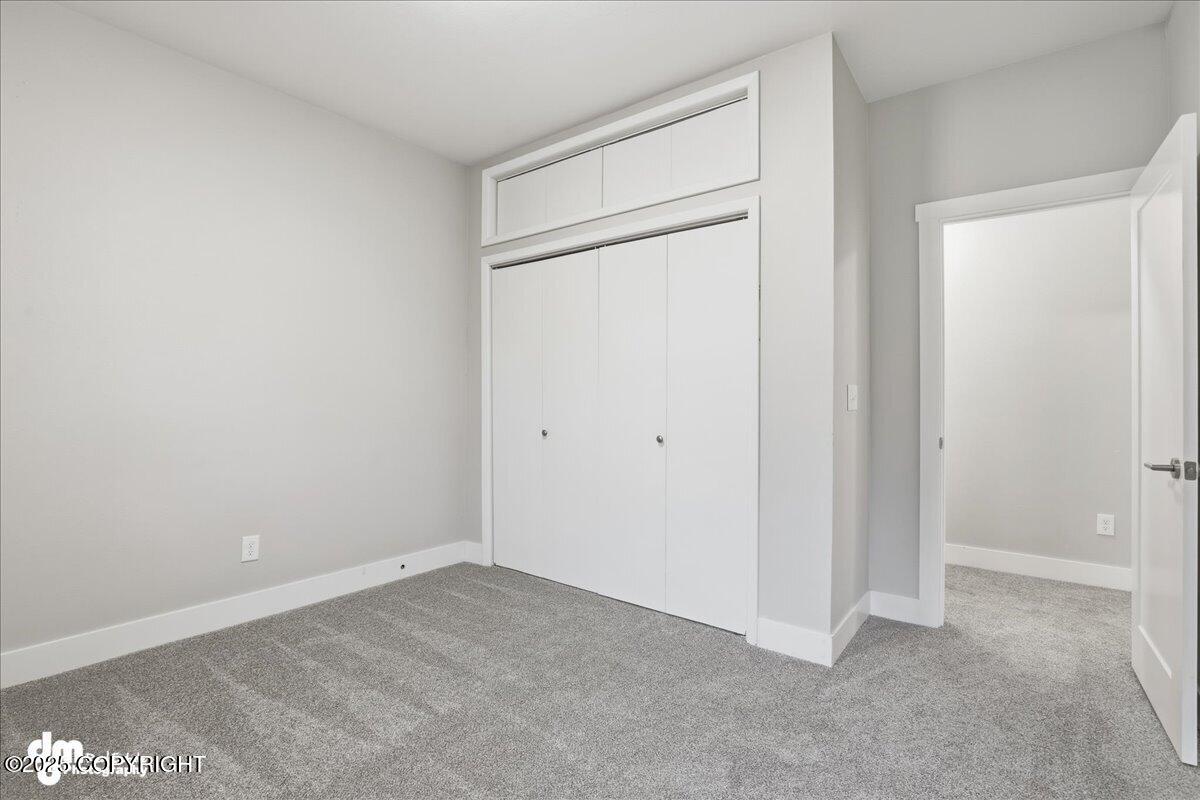 910 Bench Court, Anchorage