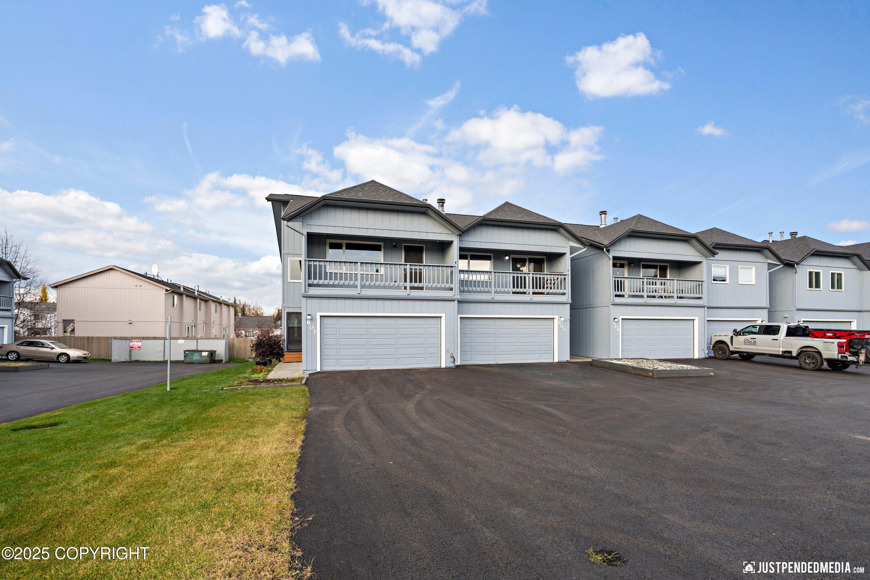 601 King Arthur Circle, Anchorage