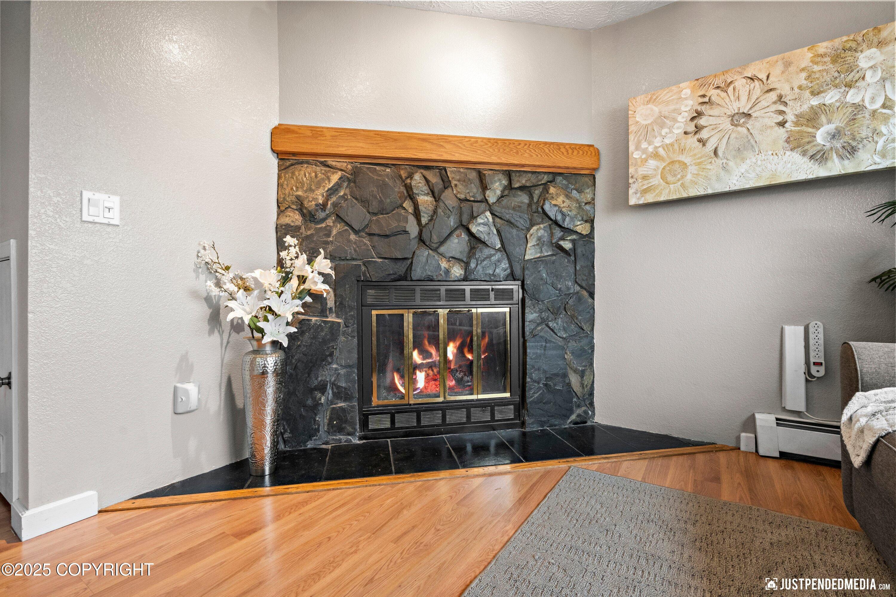 601 King Arthur Circle, Anchorage