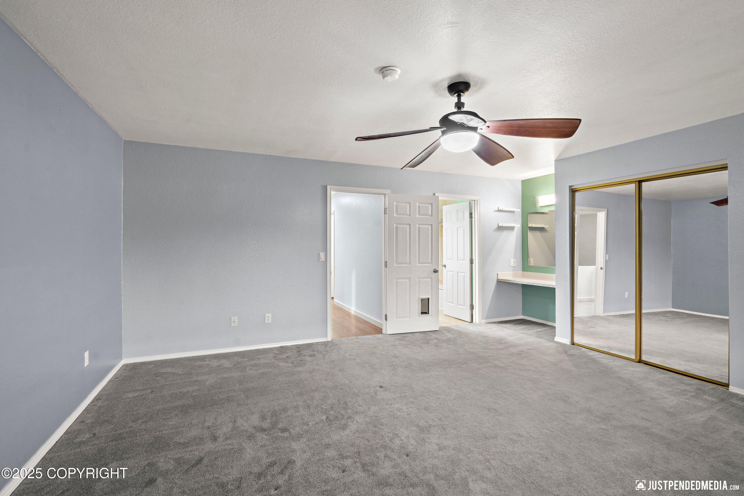 601 King Arthur Circle, Anchorage