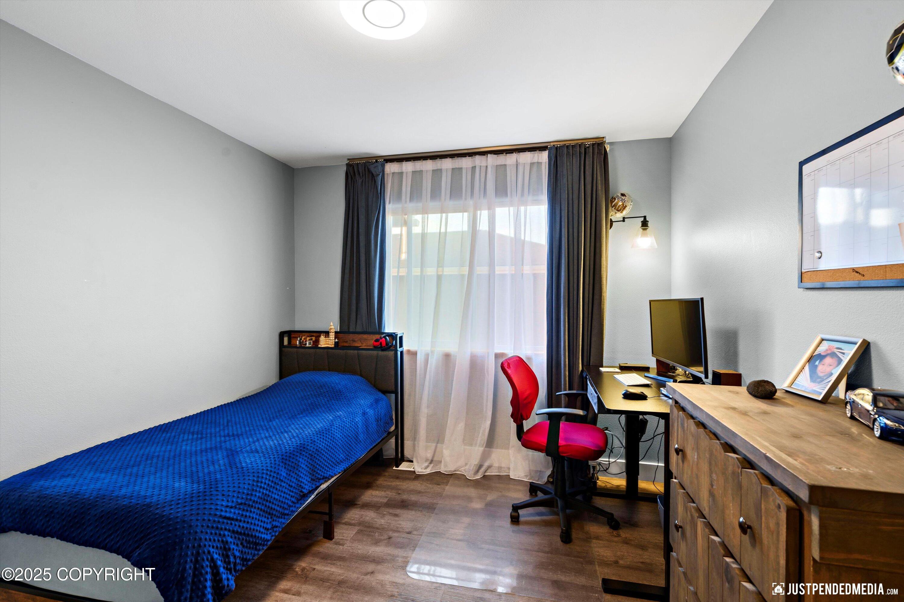 2735 Meadow Wood Circle, Anchorage