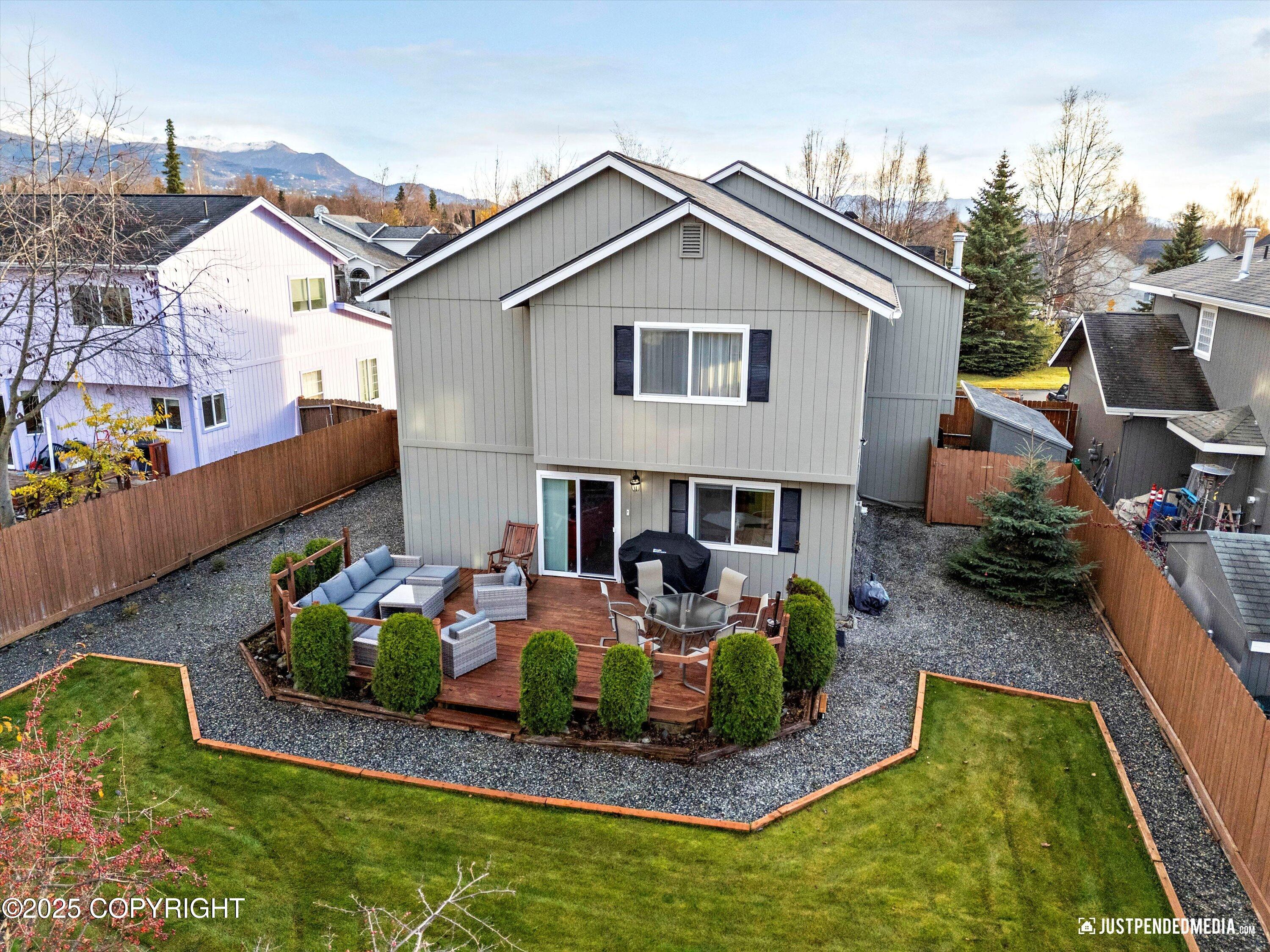 2735 Meadow Wood Circle, Anchorage